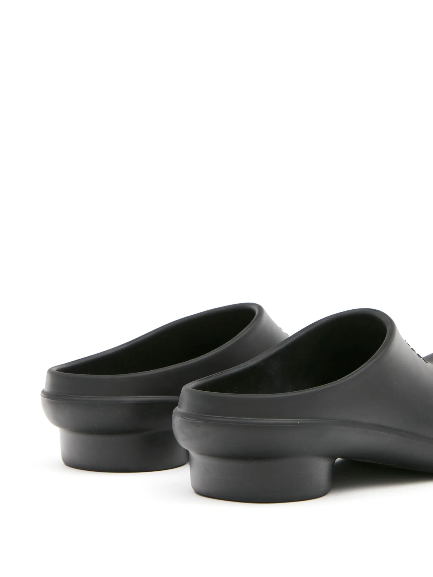 Anatomic numbers-motif slippers