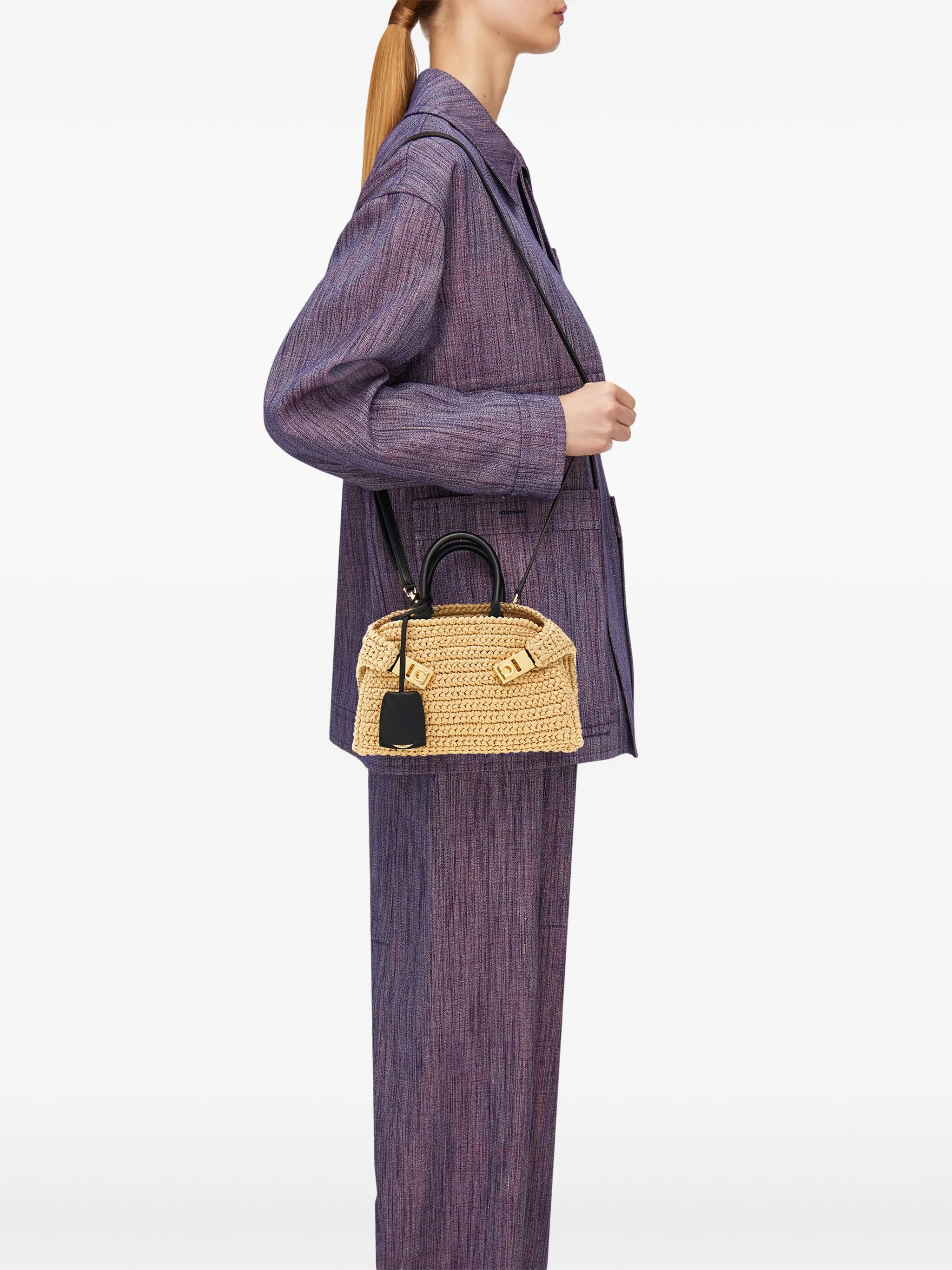 Hug Mini weaved tote bag