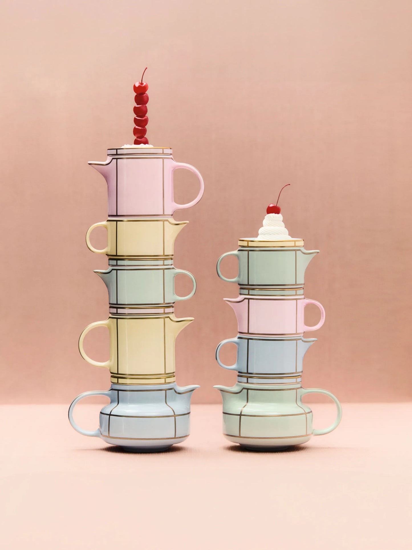 Diva porcelain teapot