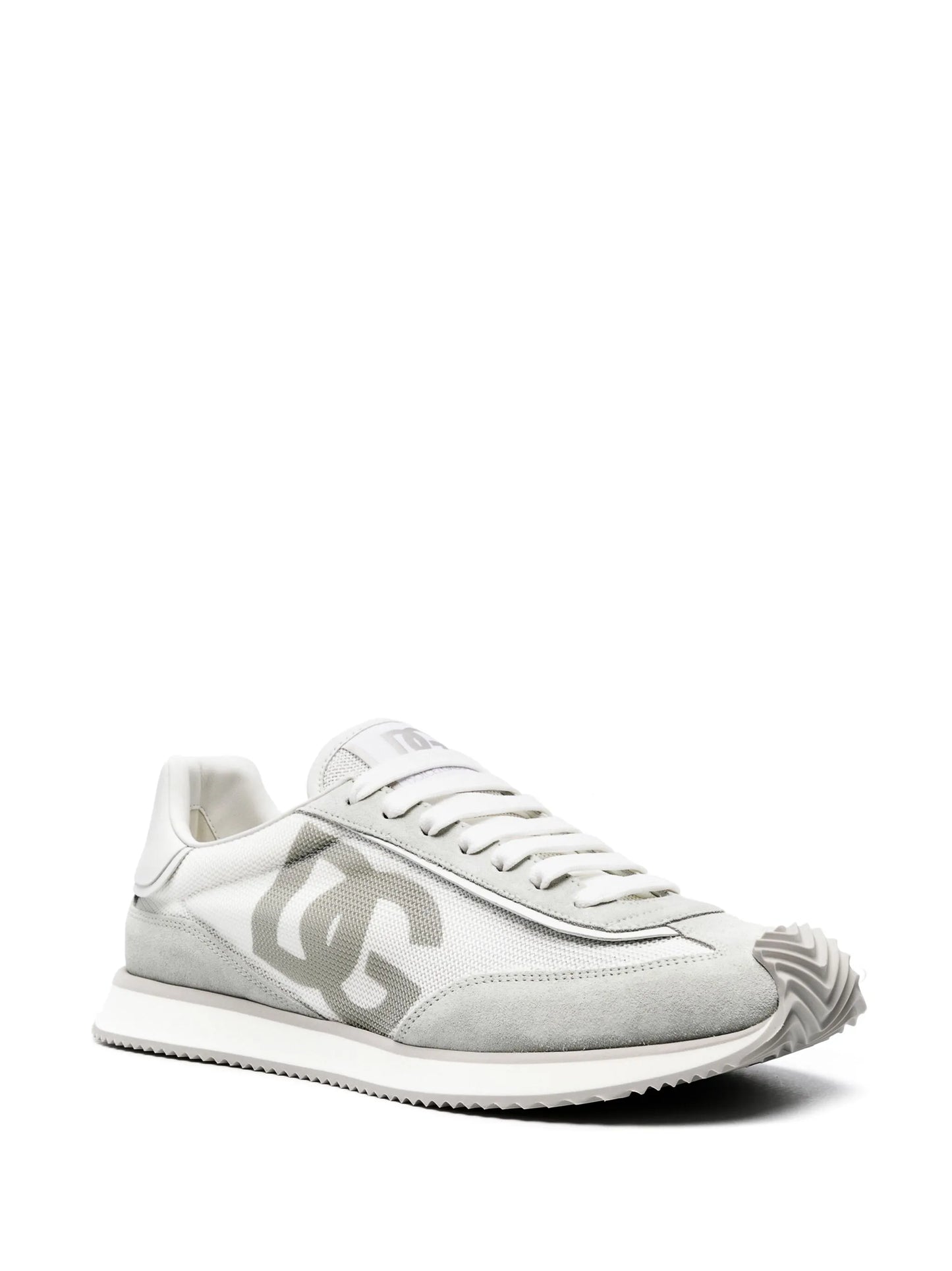 Cushion sneakers