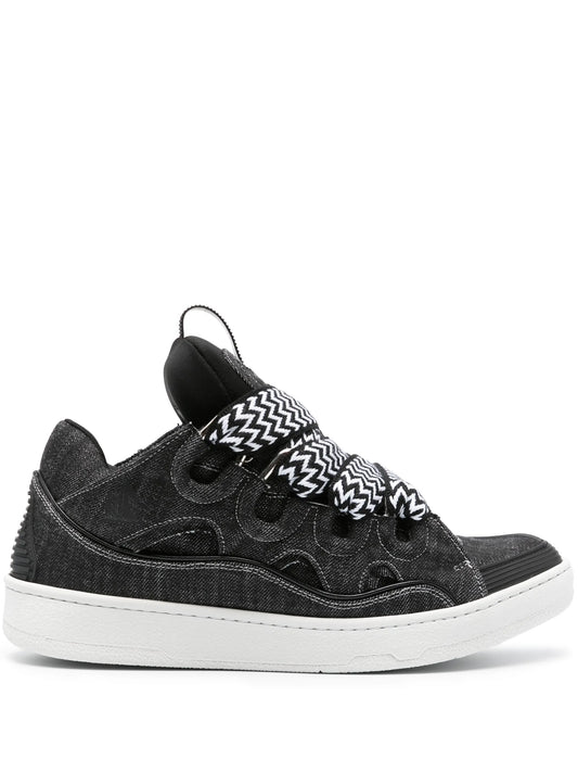 Curb sneakers