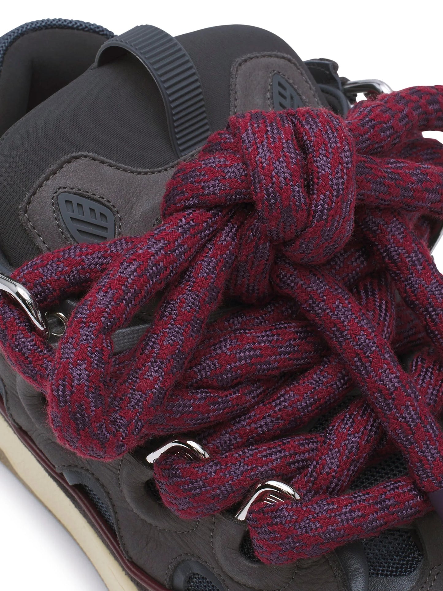 Curb sneakers