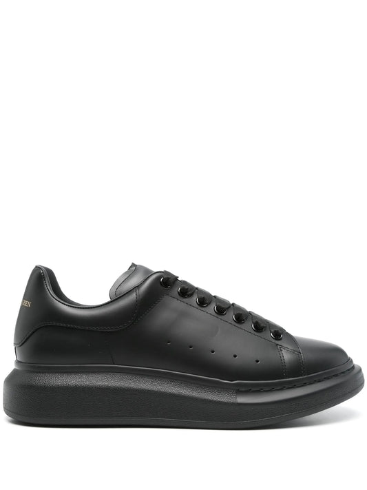 Oversized sneakers