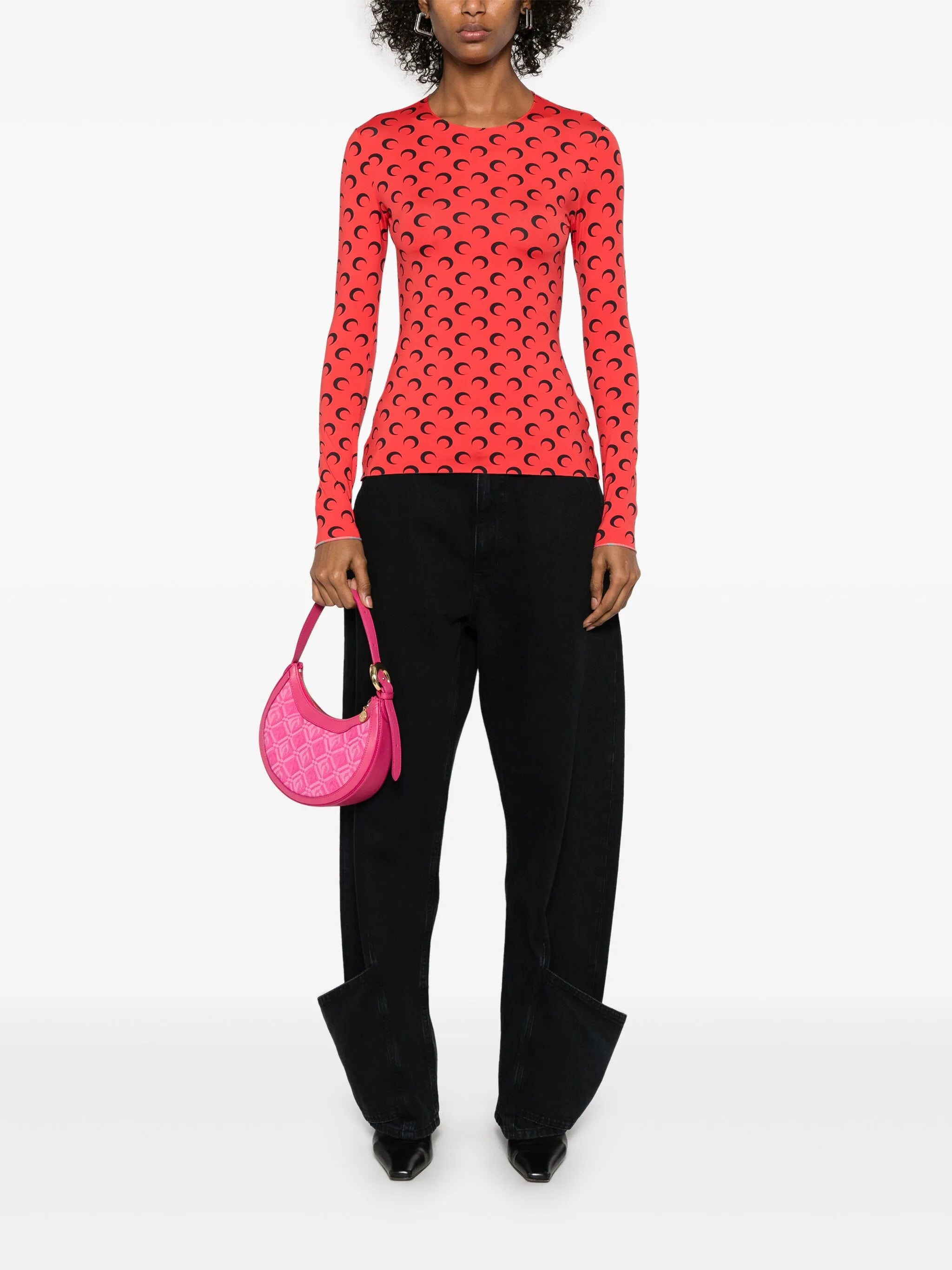 Moonogram-pattern top