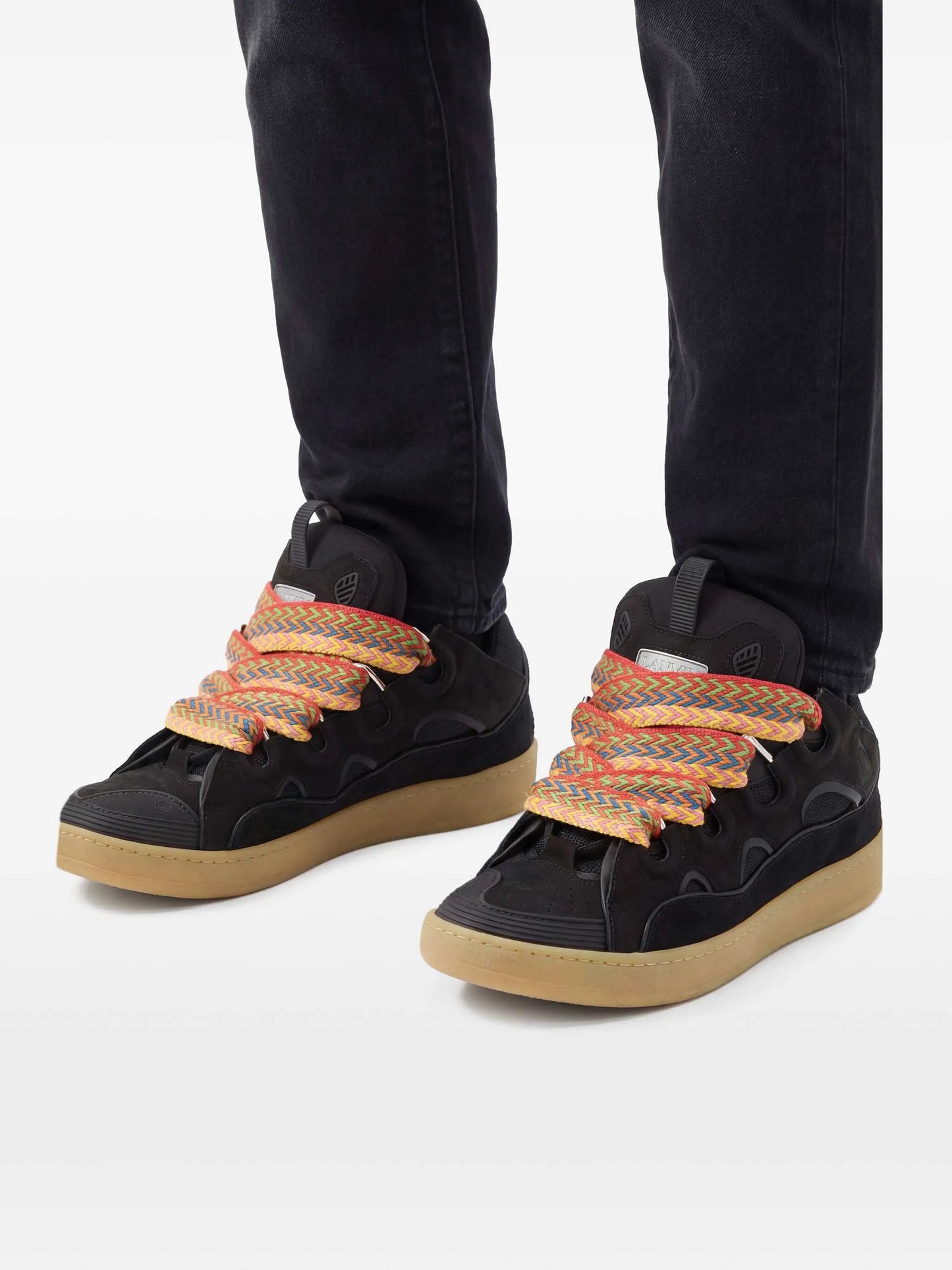 Curb sneakers