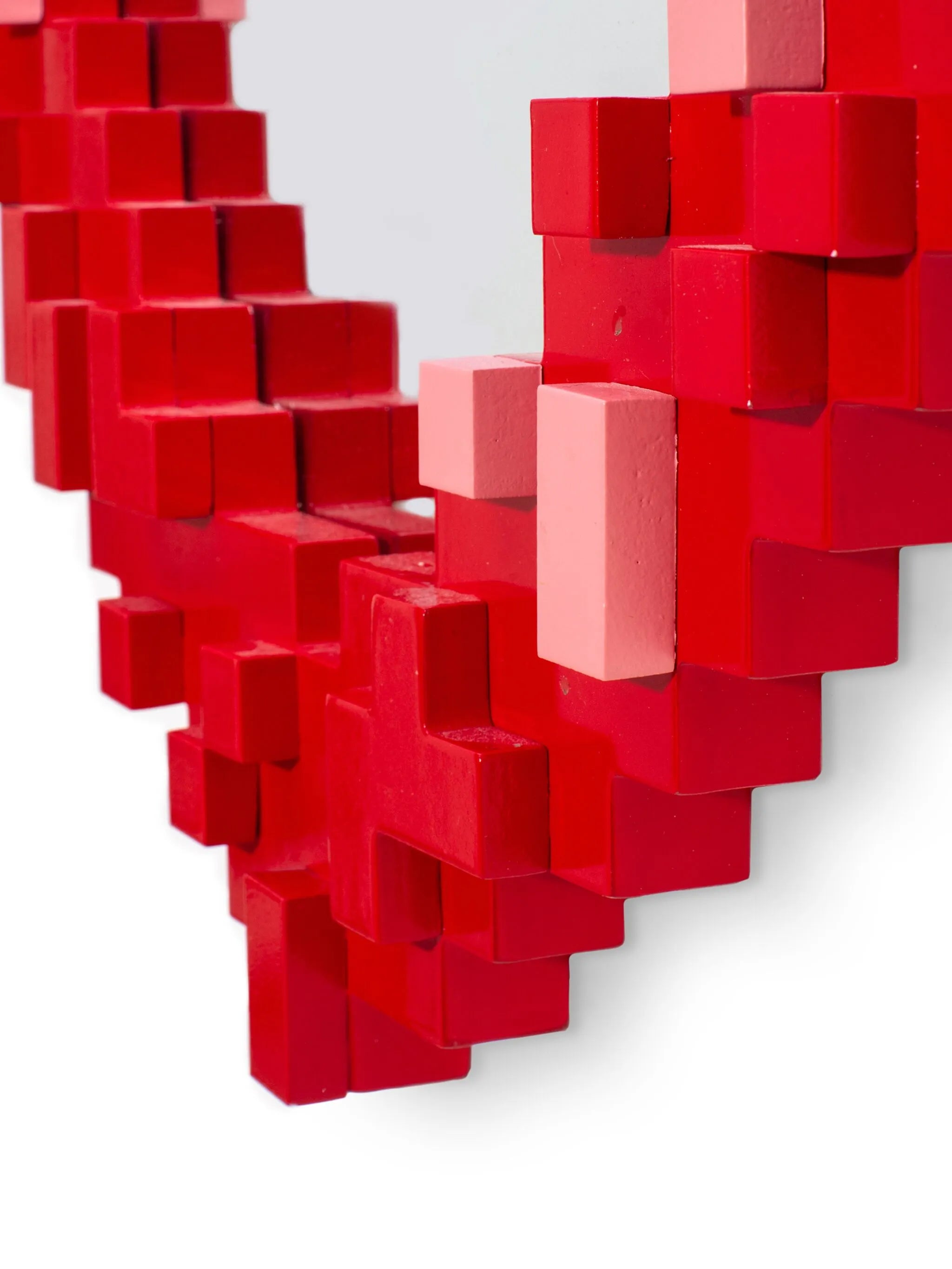 Pixel wall mirror