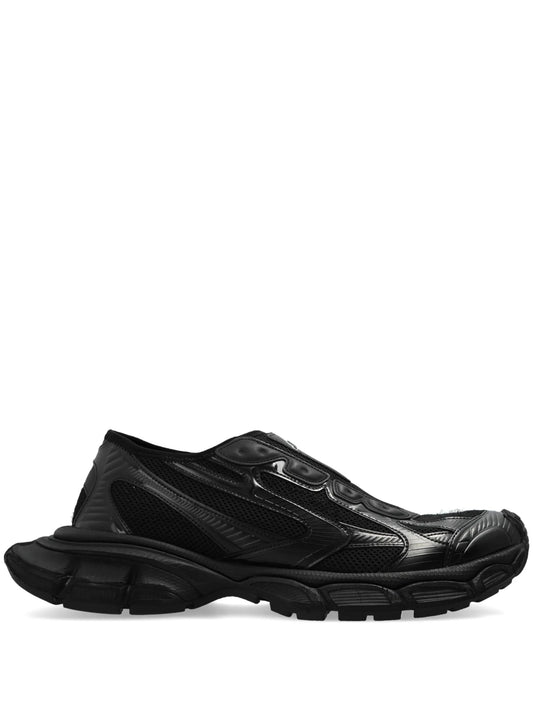 3XL sneakers