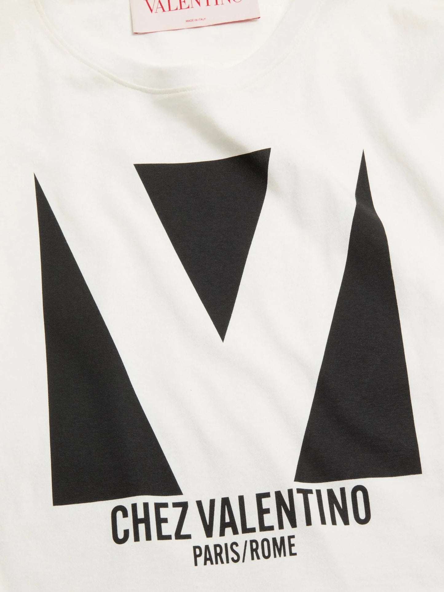 graphic T-shirt