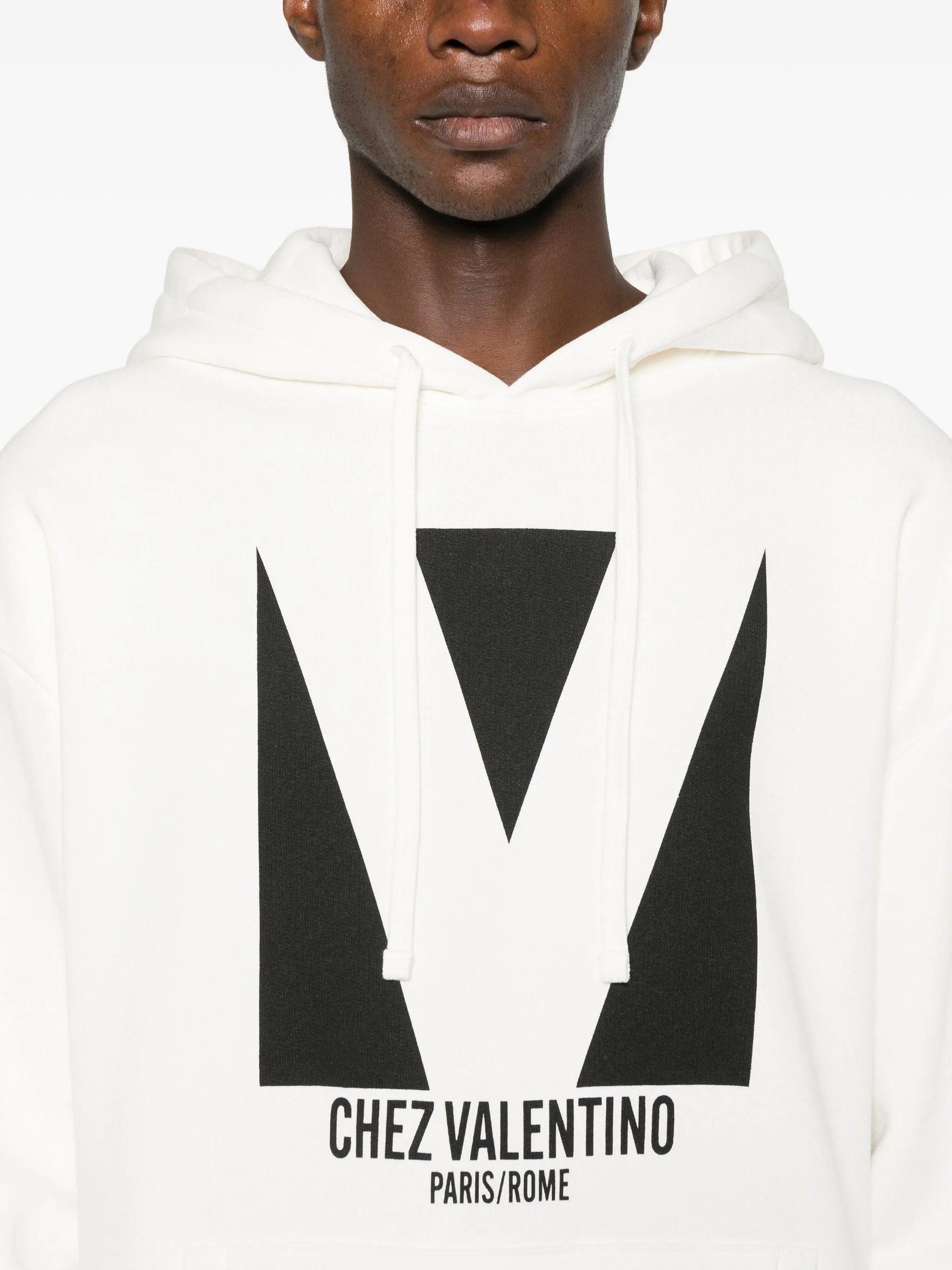 Chez-patch hoodie