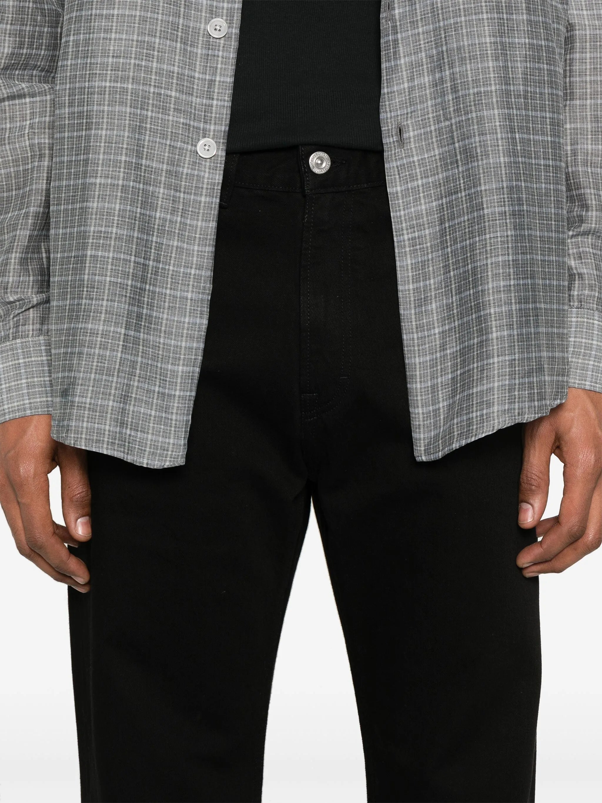 buttoned jeans
