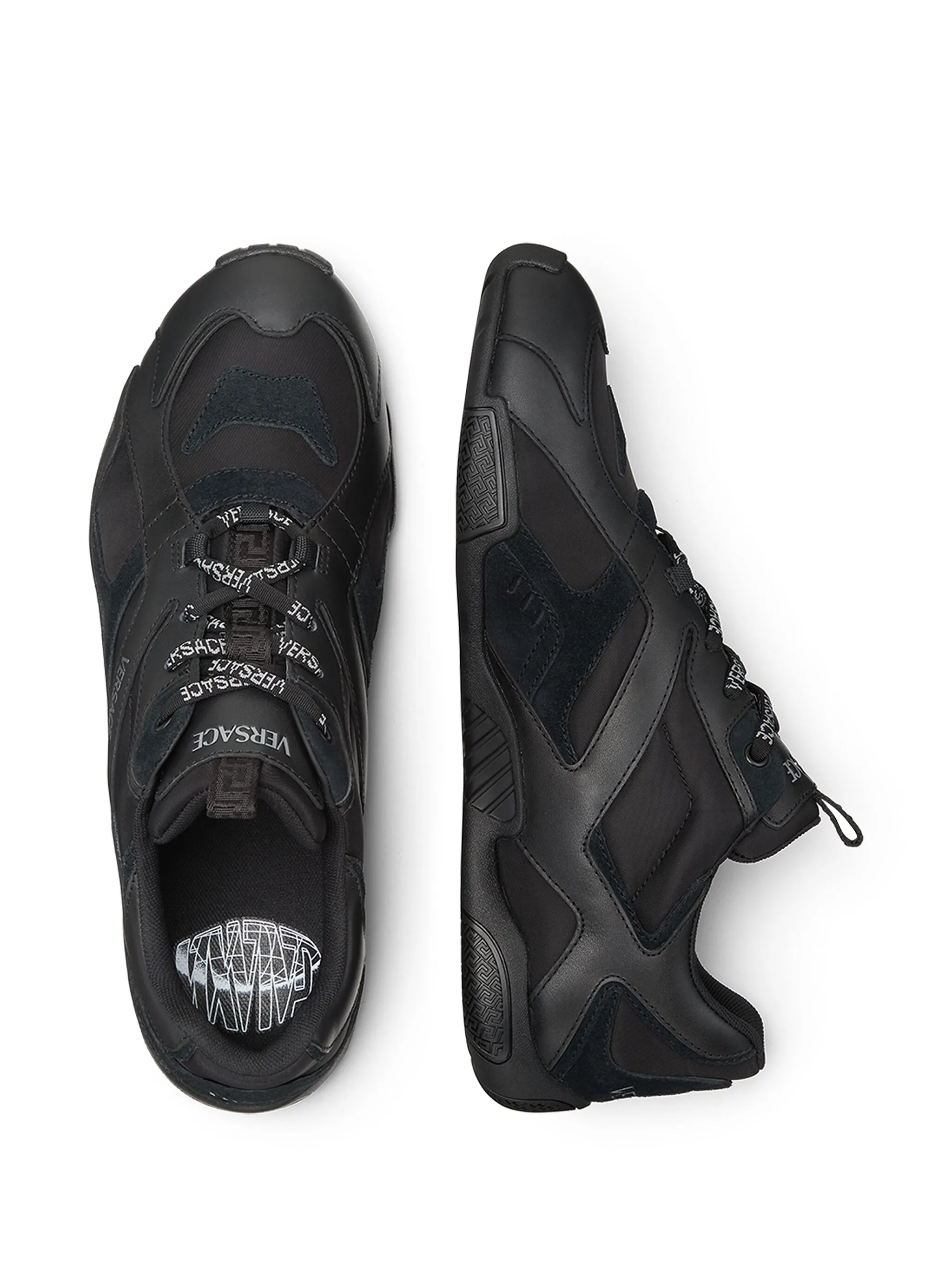 Galaxia sneakers