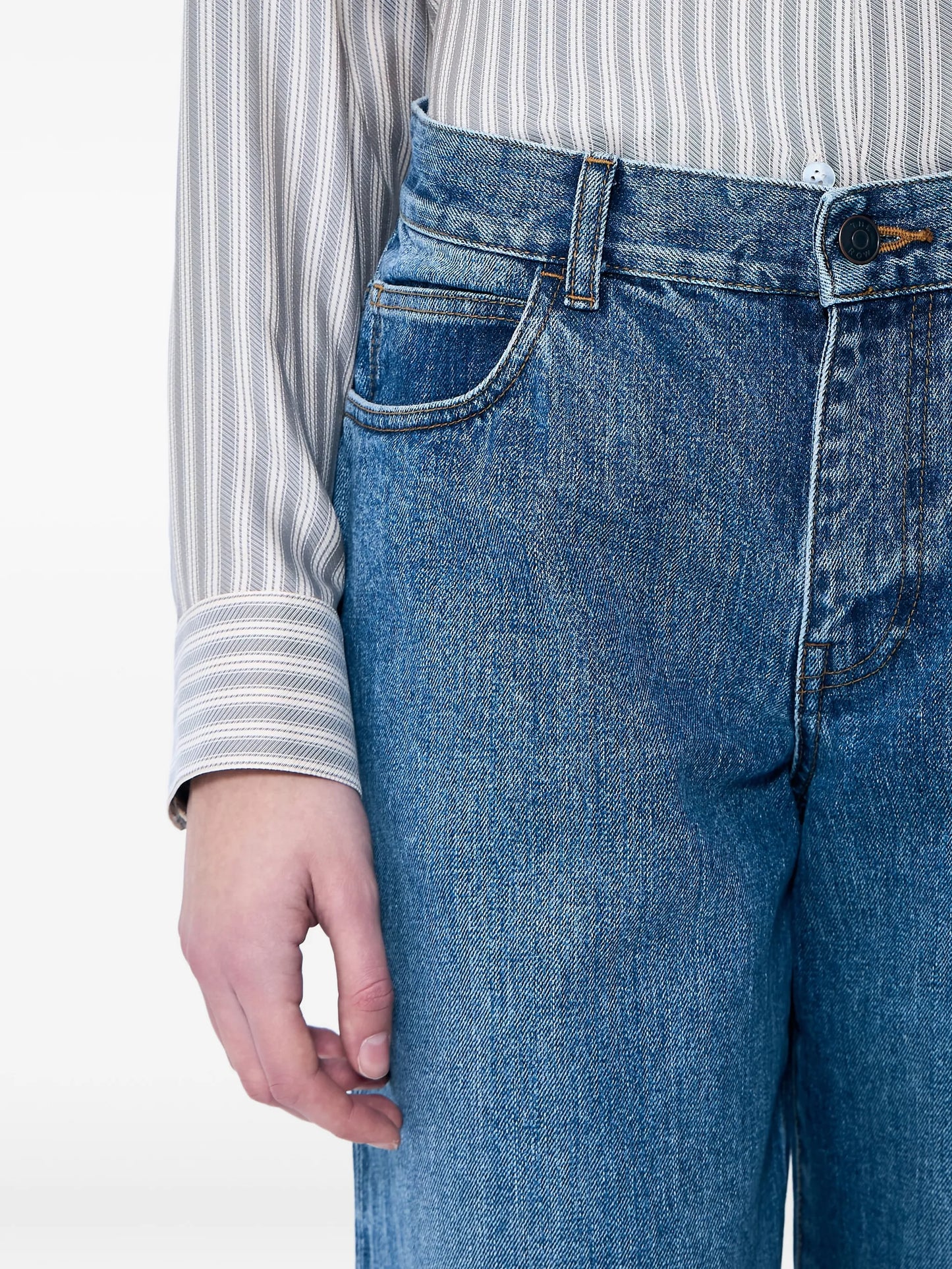 Eglitta jeans