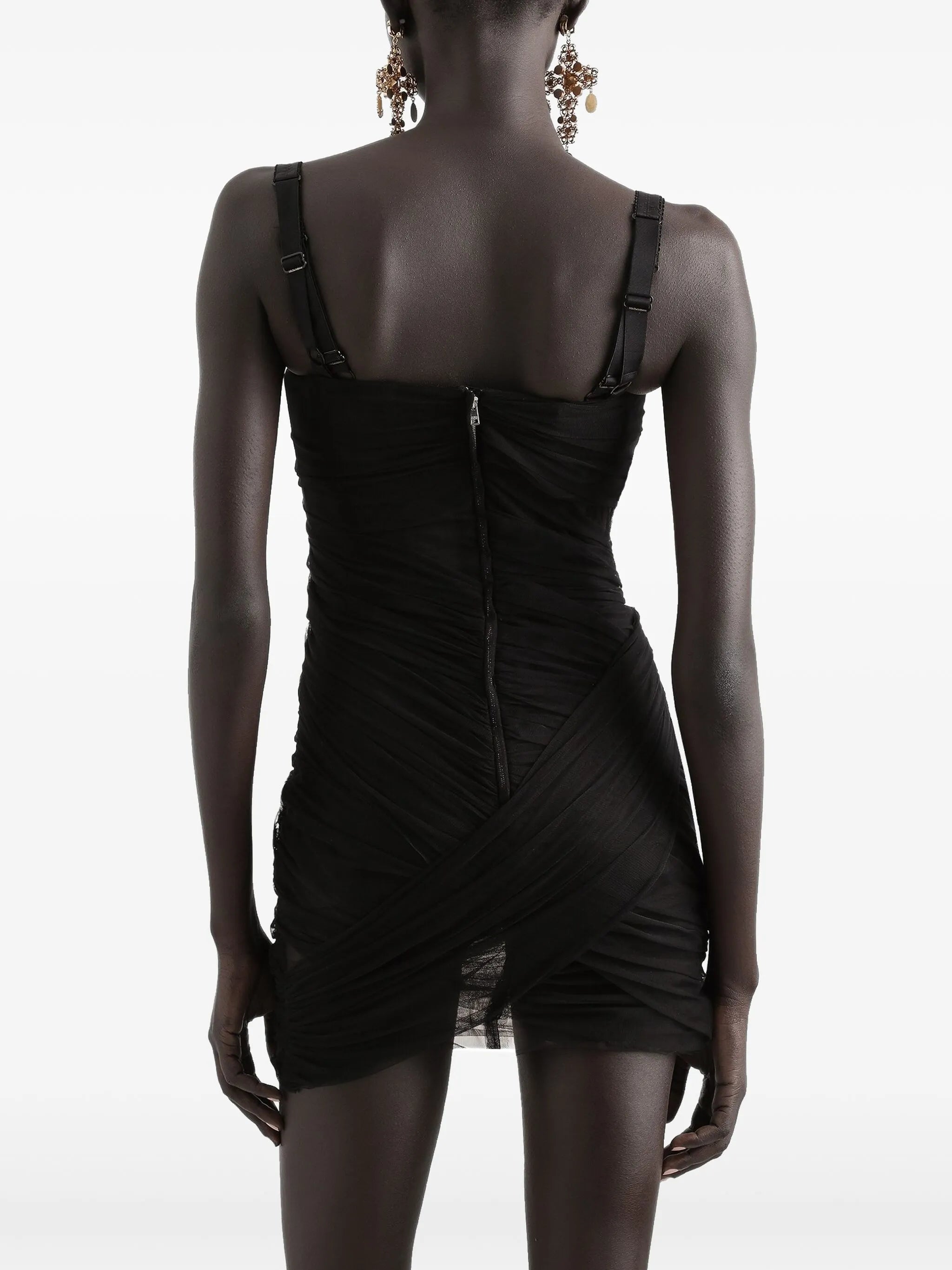 sleeveless dress