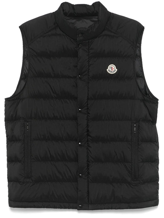 quilted logo-patch gilet