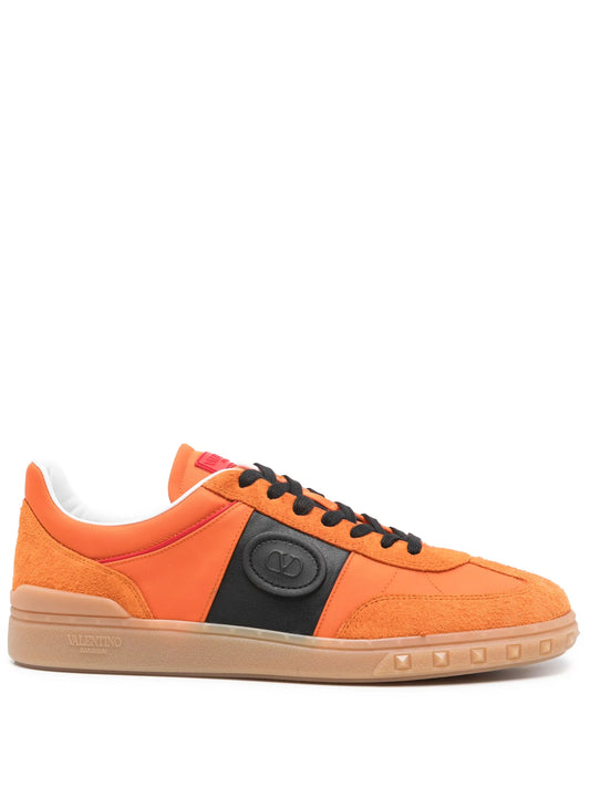 Upvillage sneakers