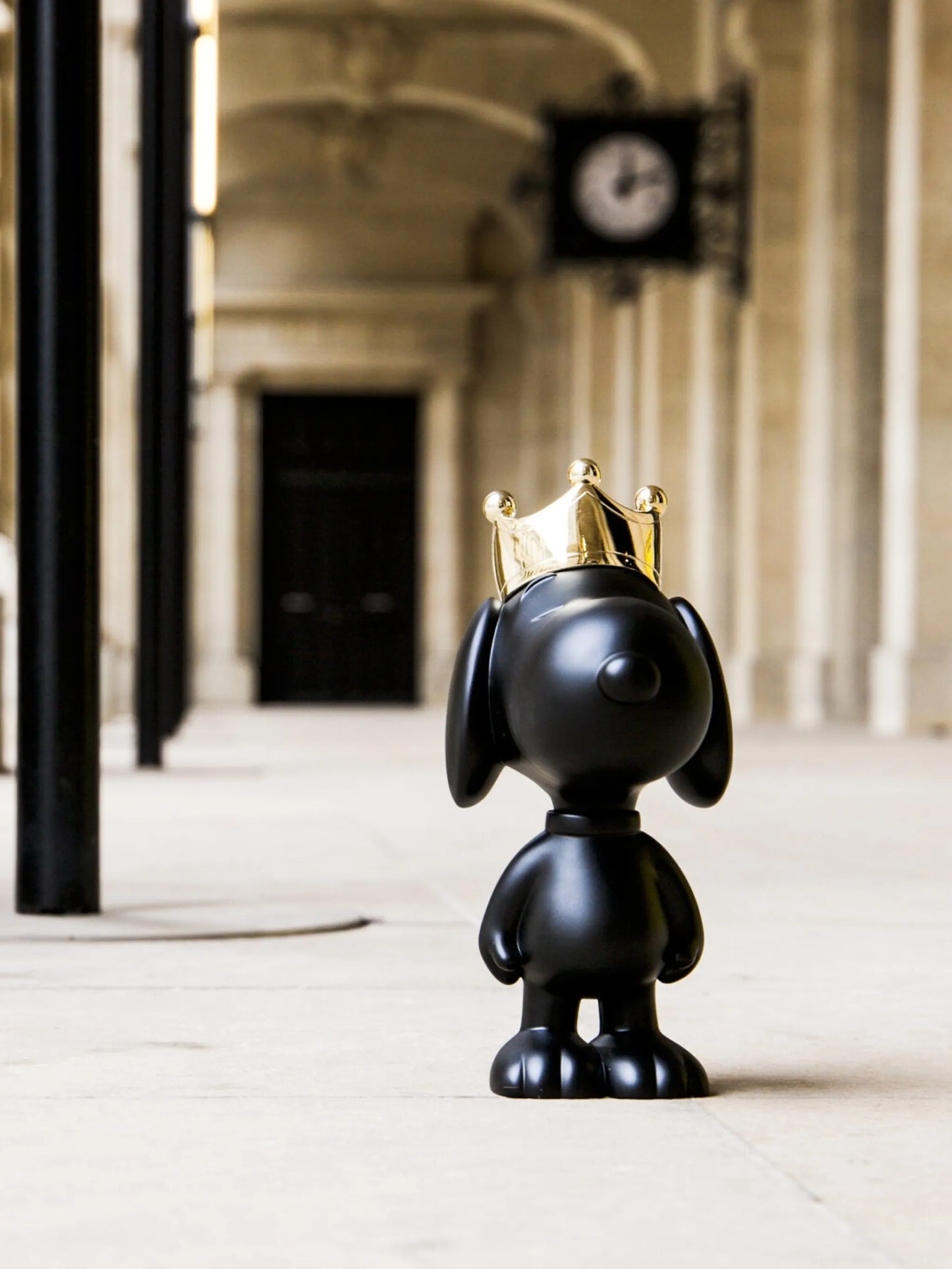 small Snoopy sculpture