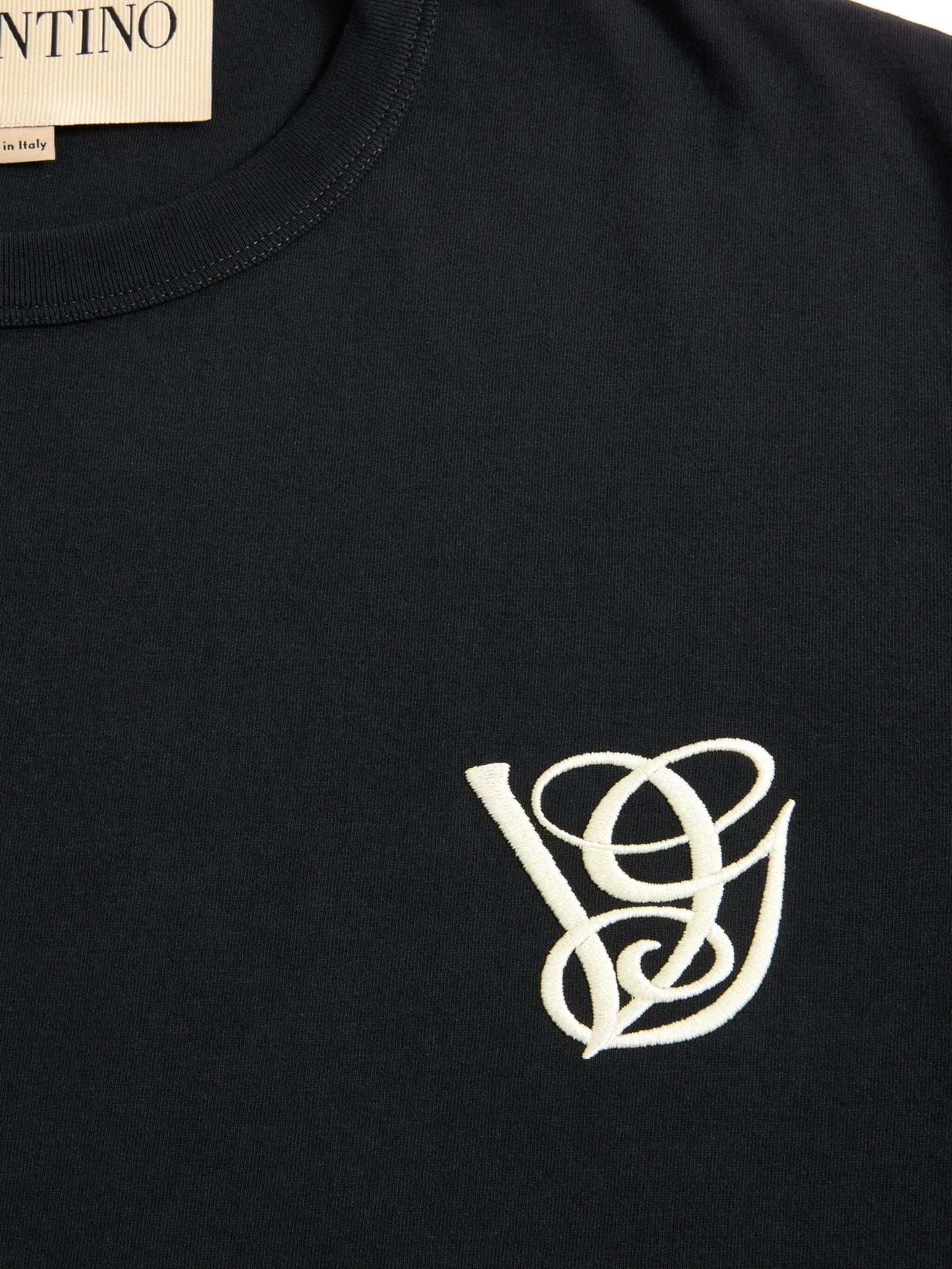 embroidered-logo T-shirt