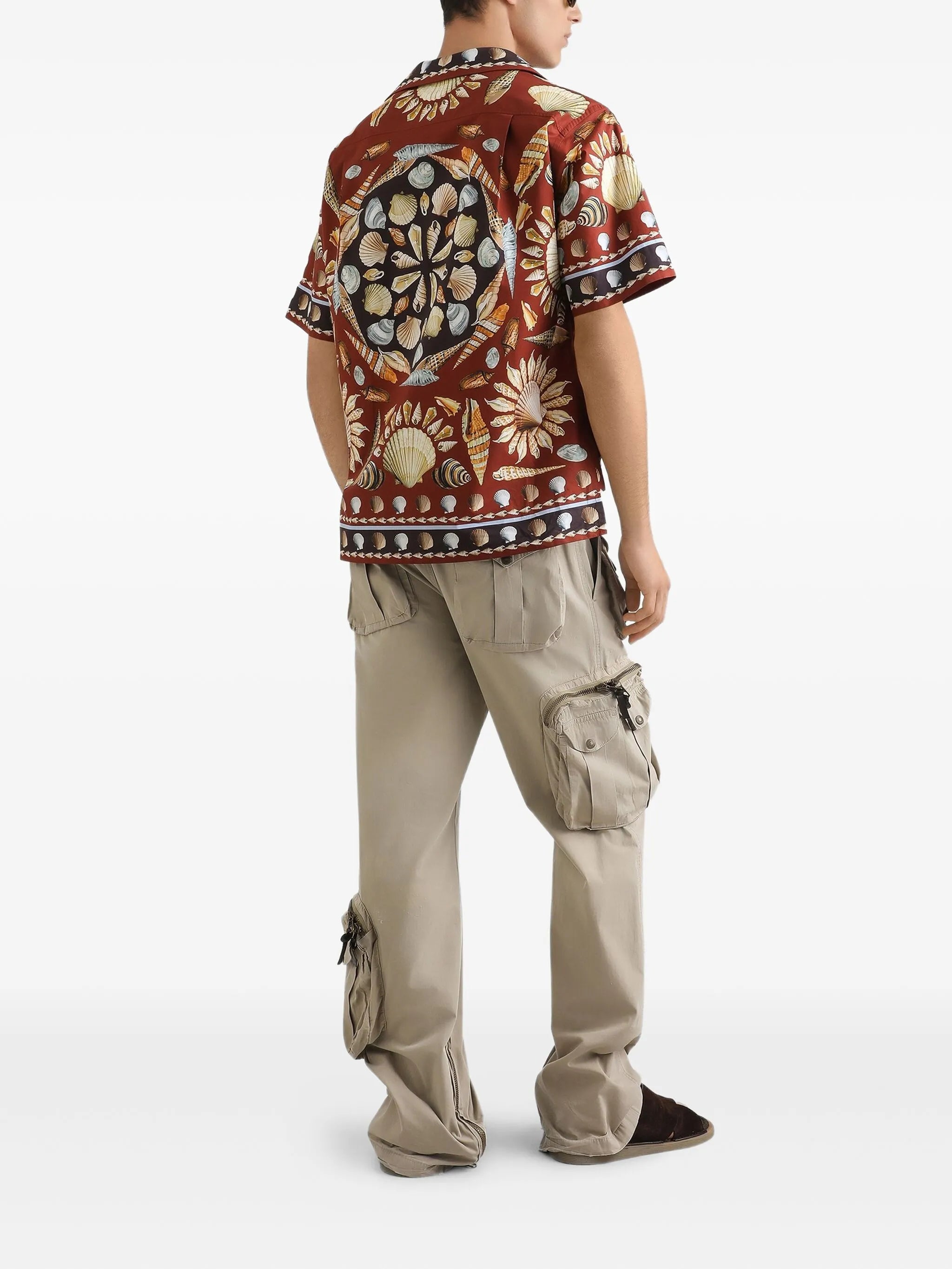 short sleeve shirt