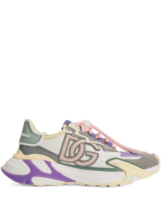 Day Faster sneakers