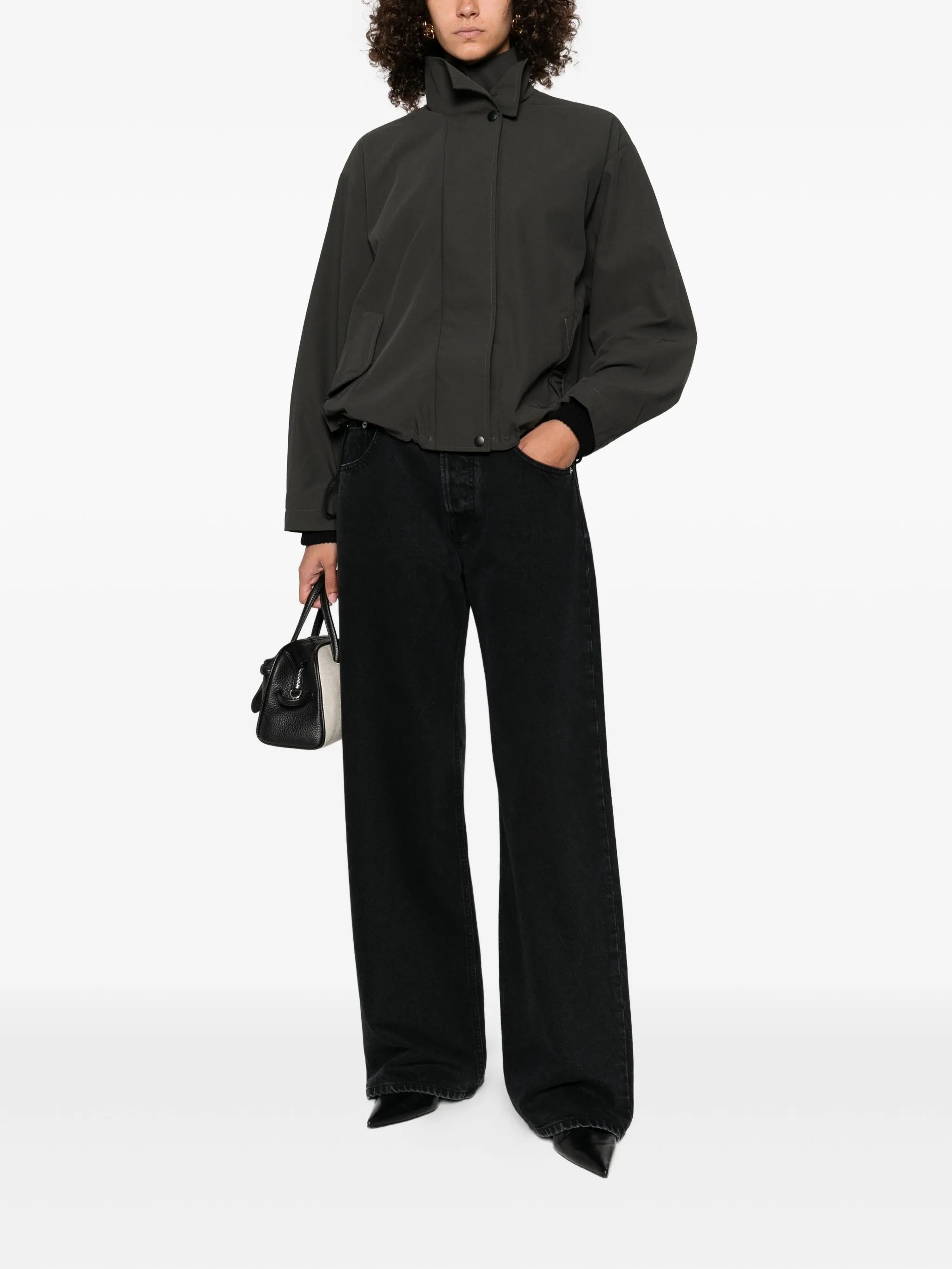 The wide de-Nîmes denim jeans