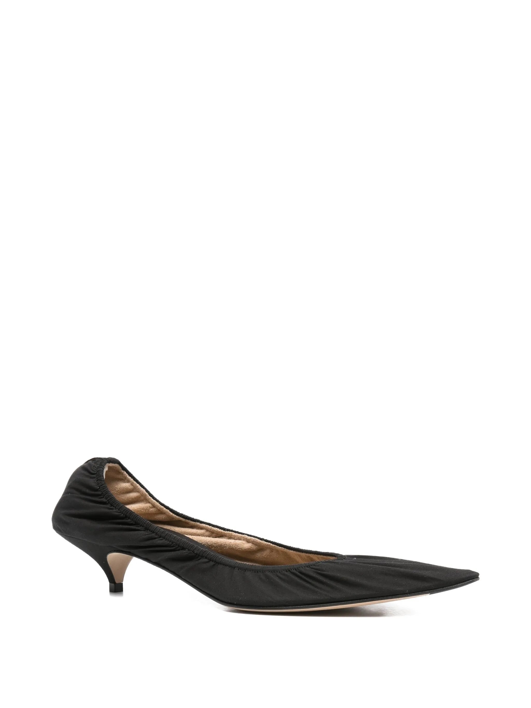 Liisa pumps