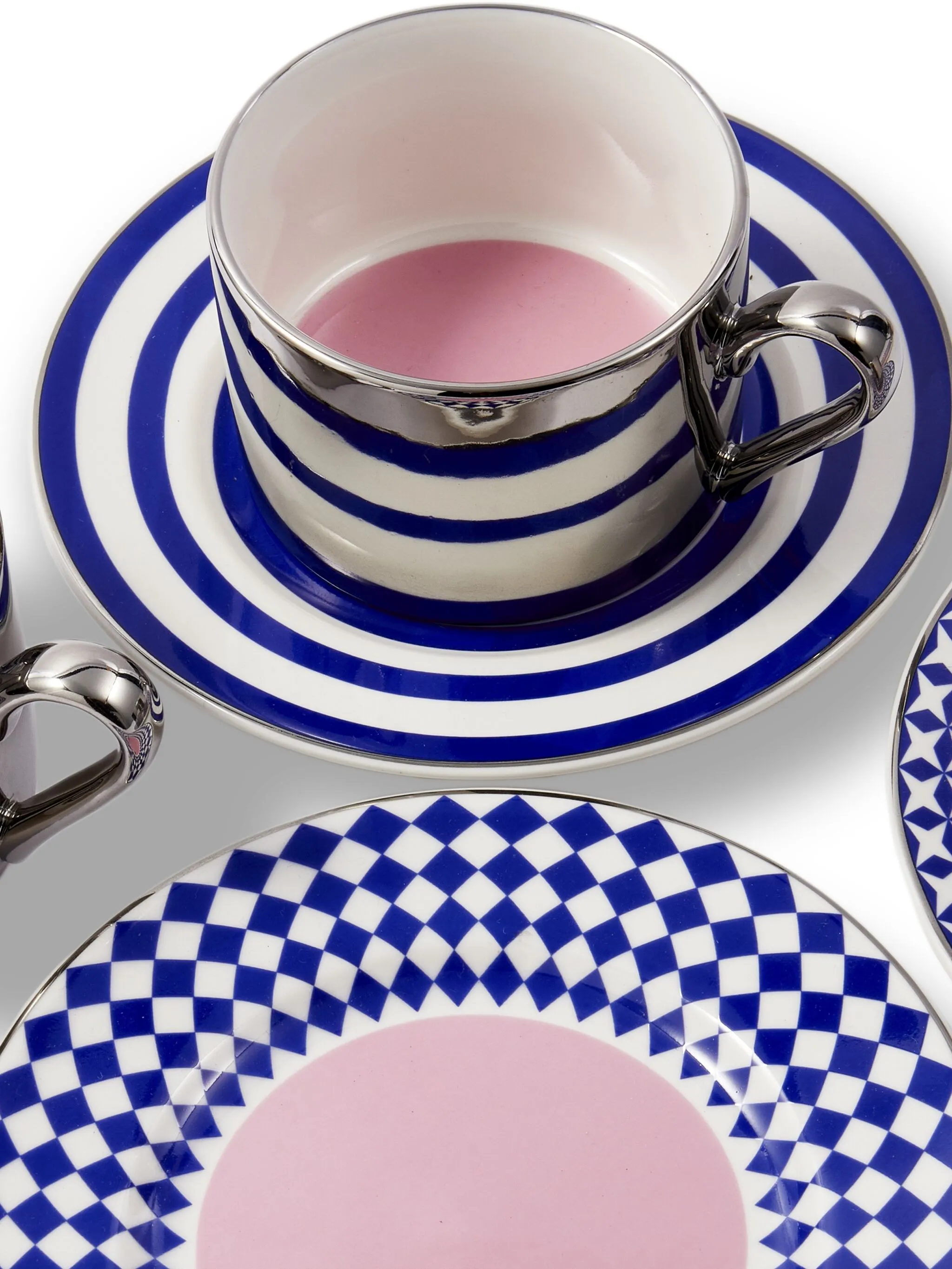 Aunty coffee cups