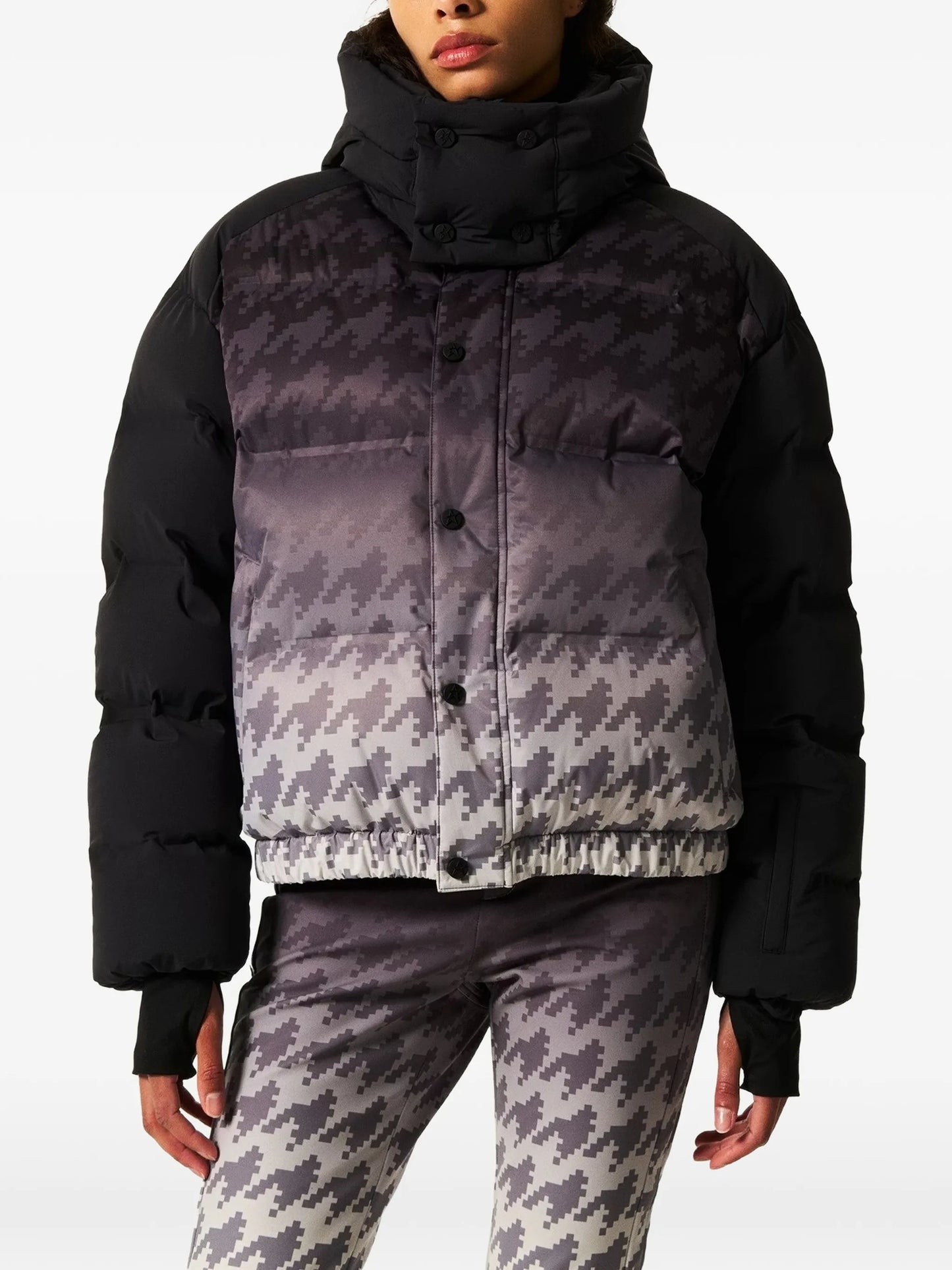 snap-button-fastening ski jacket