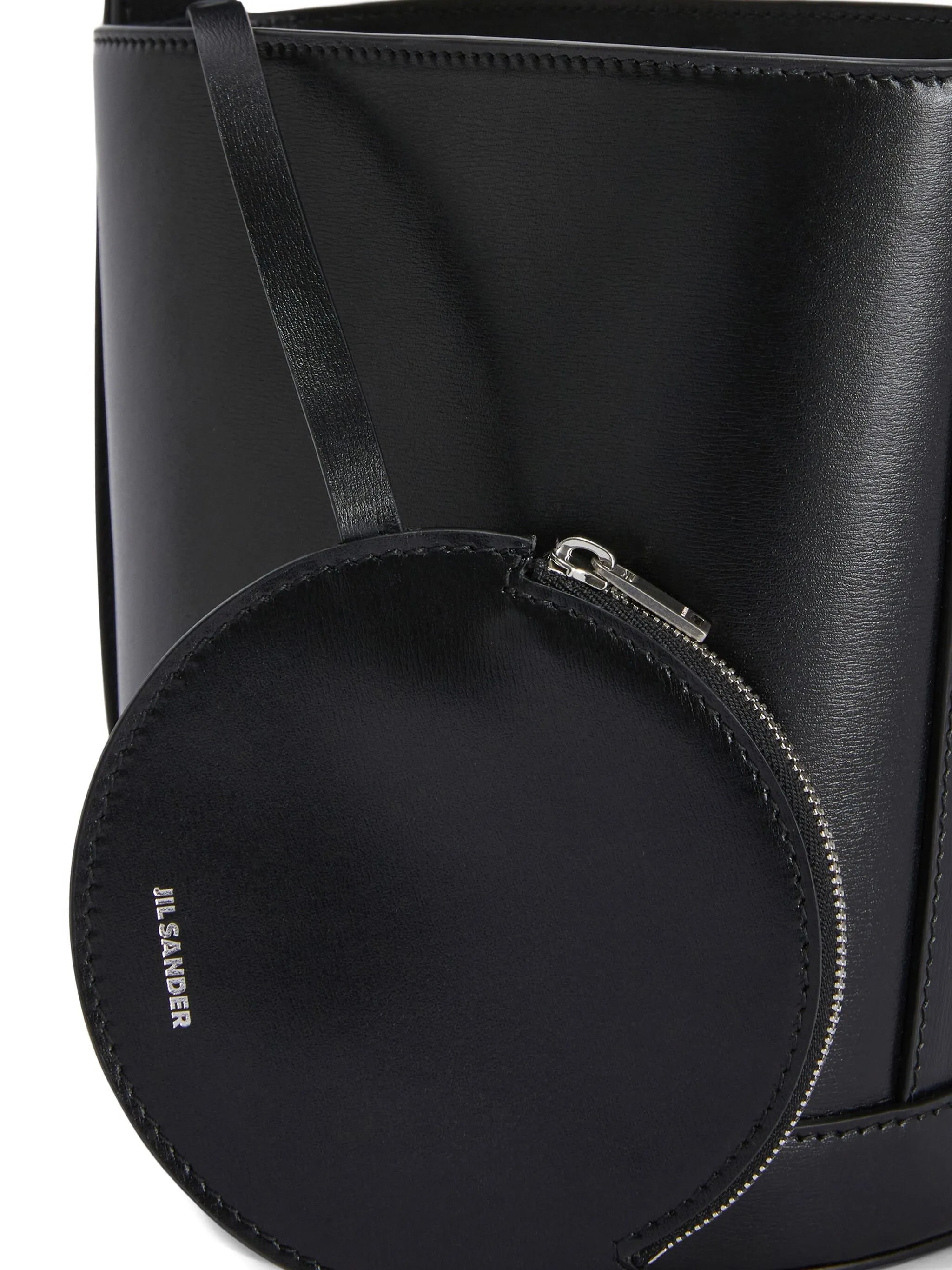 Cannolo bucket bag