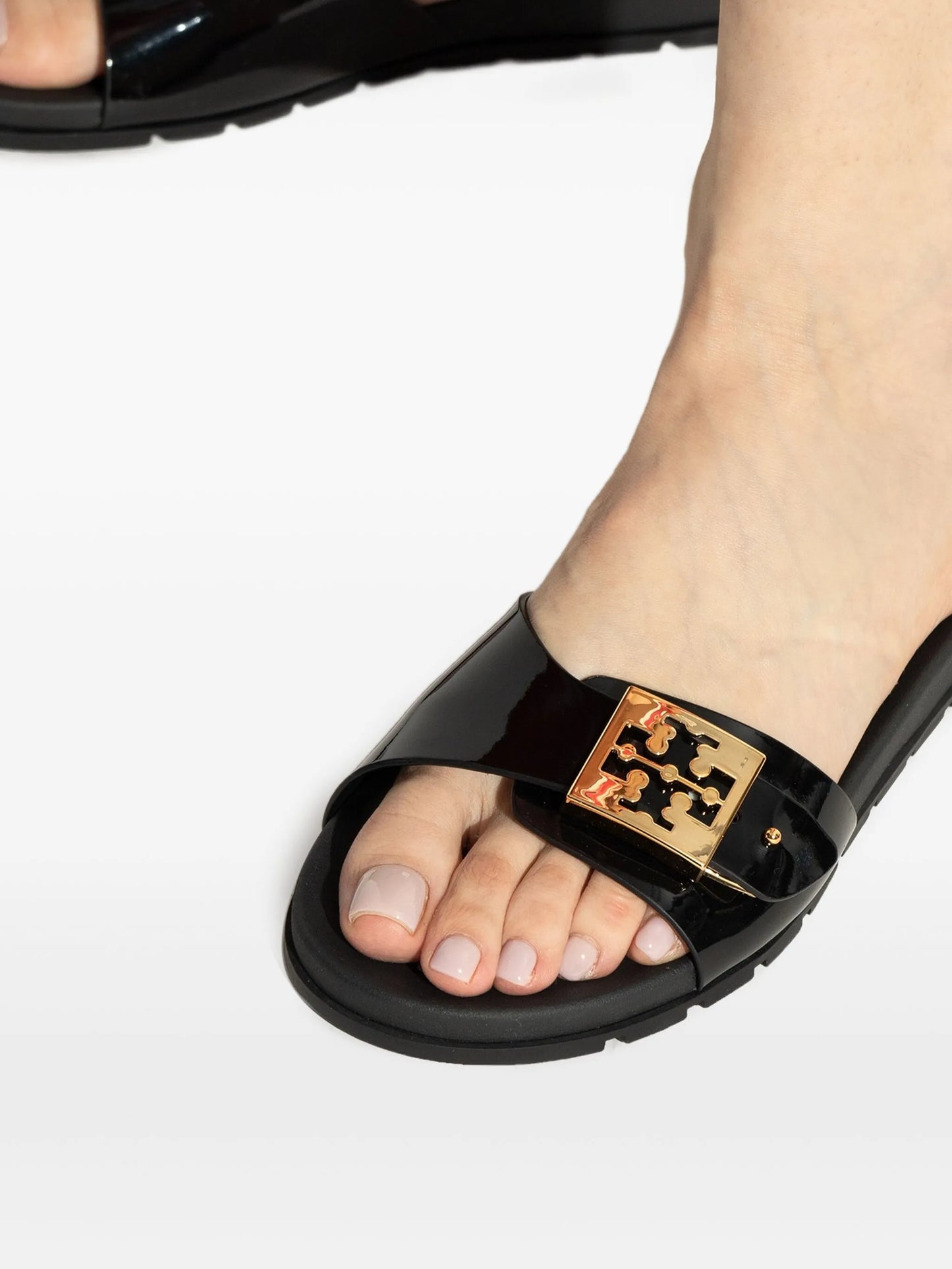 logo-buckle slides