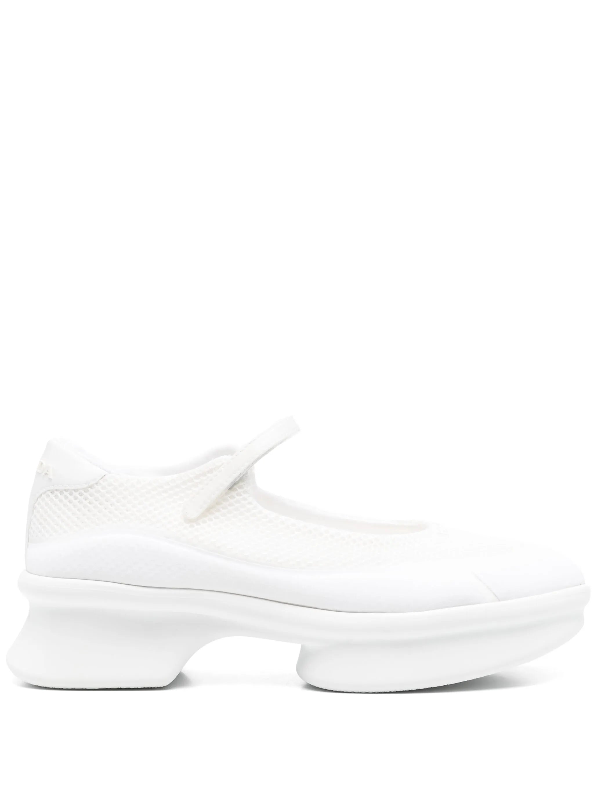 logo-detail round-toe sneakers