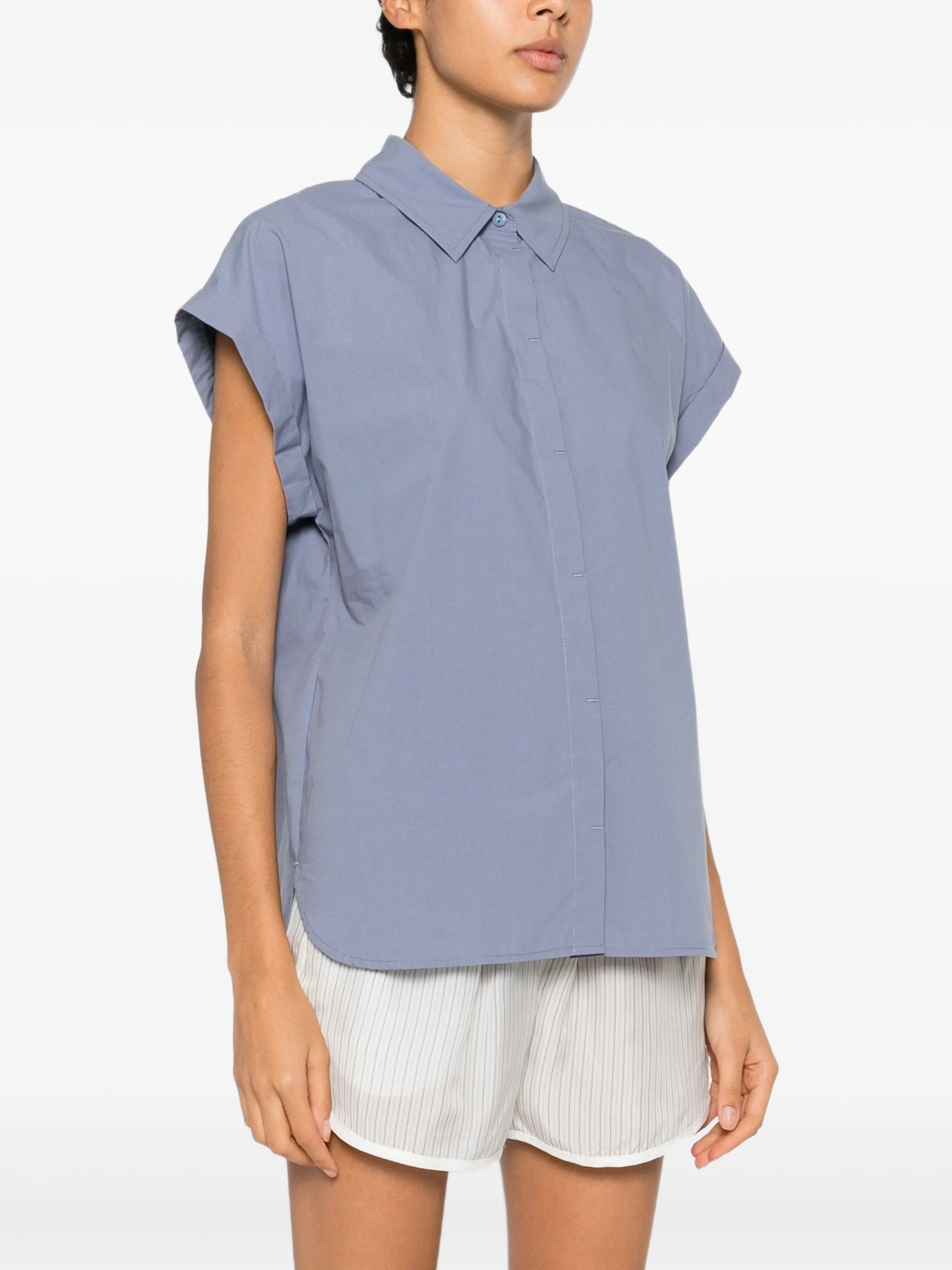 sleeveless top