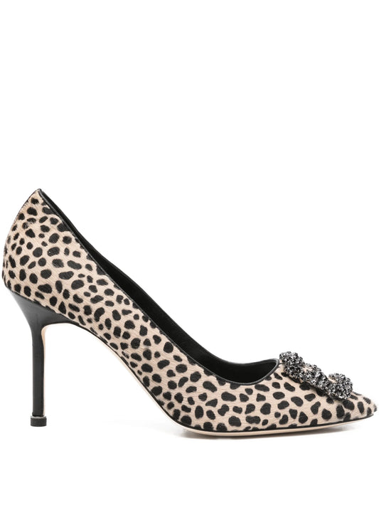 Hangisi pumps