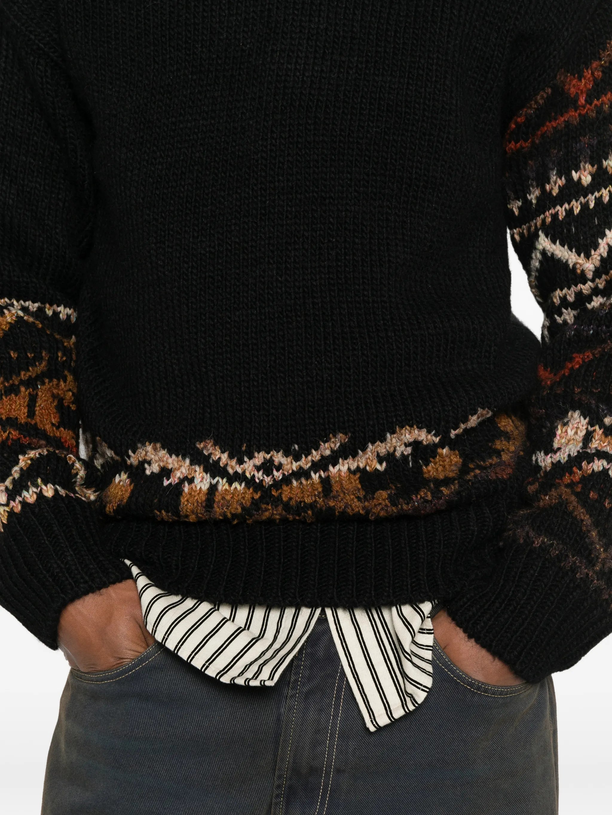 Relaxed-fit crew neck sweater crafted from a medium-weight woolen blend for a soft, textured hand feel.