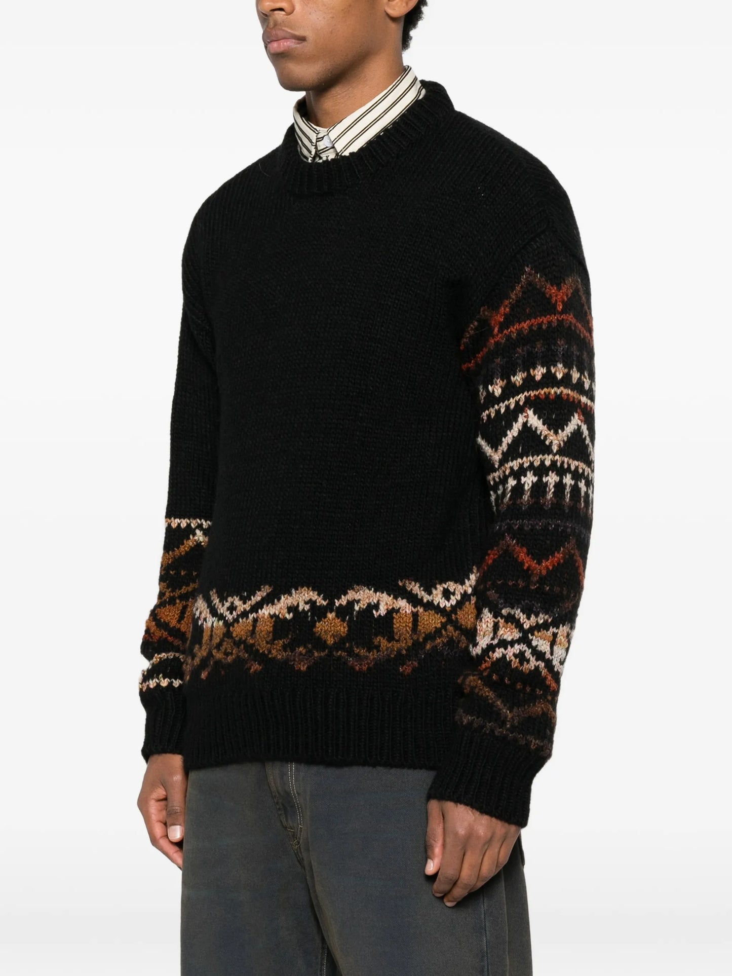 Relaxed-fit crew neck sweater crafted from a medium-weight woolen blend for a soft, textured hand feel.