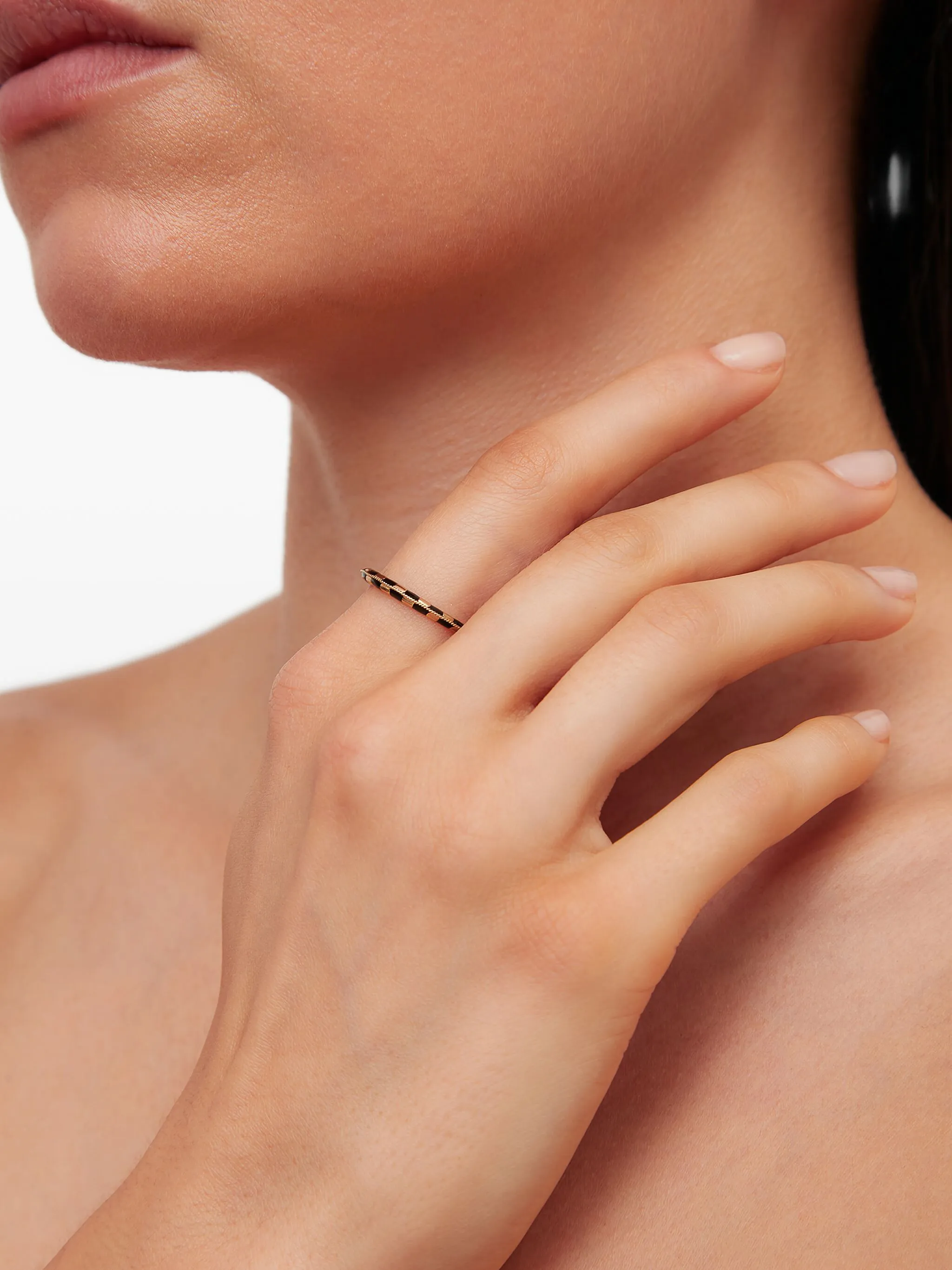 9K yellow gold check-pattern ring