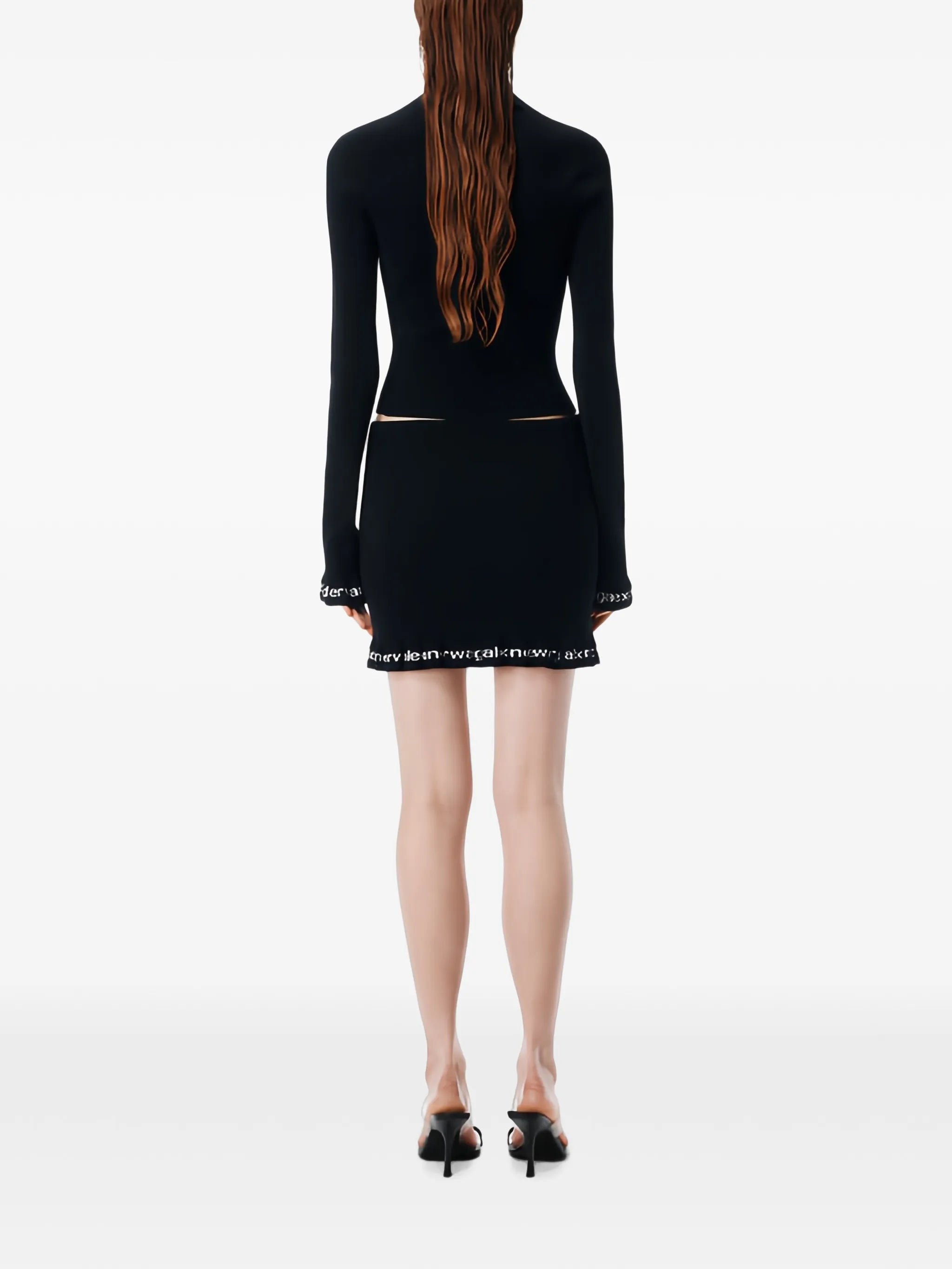 logo-detail ribbed top