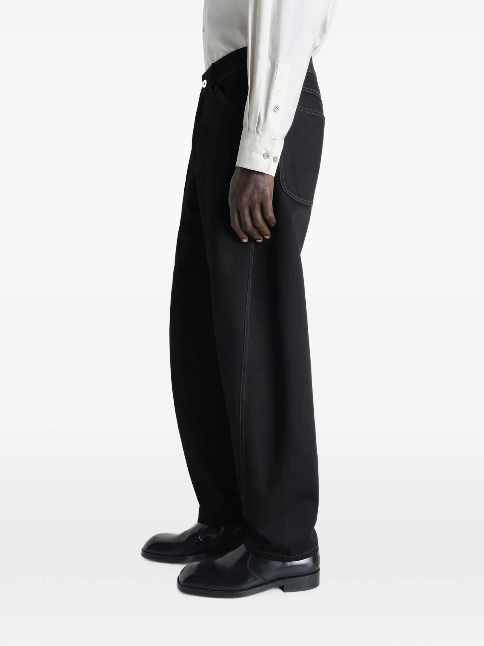 Twisted tapered jeans