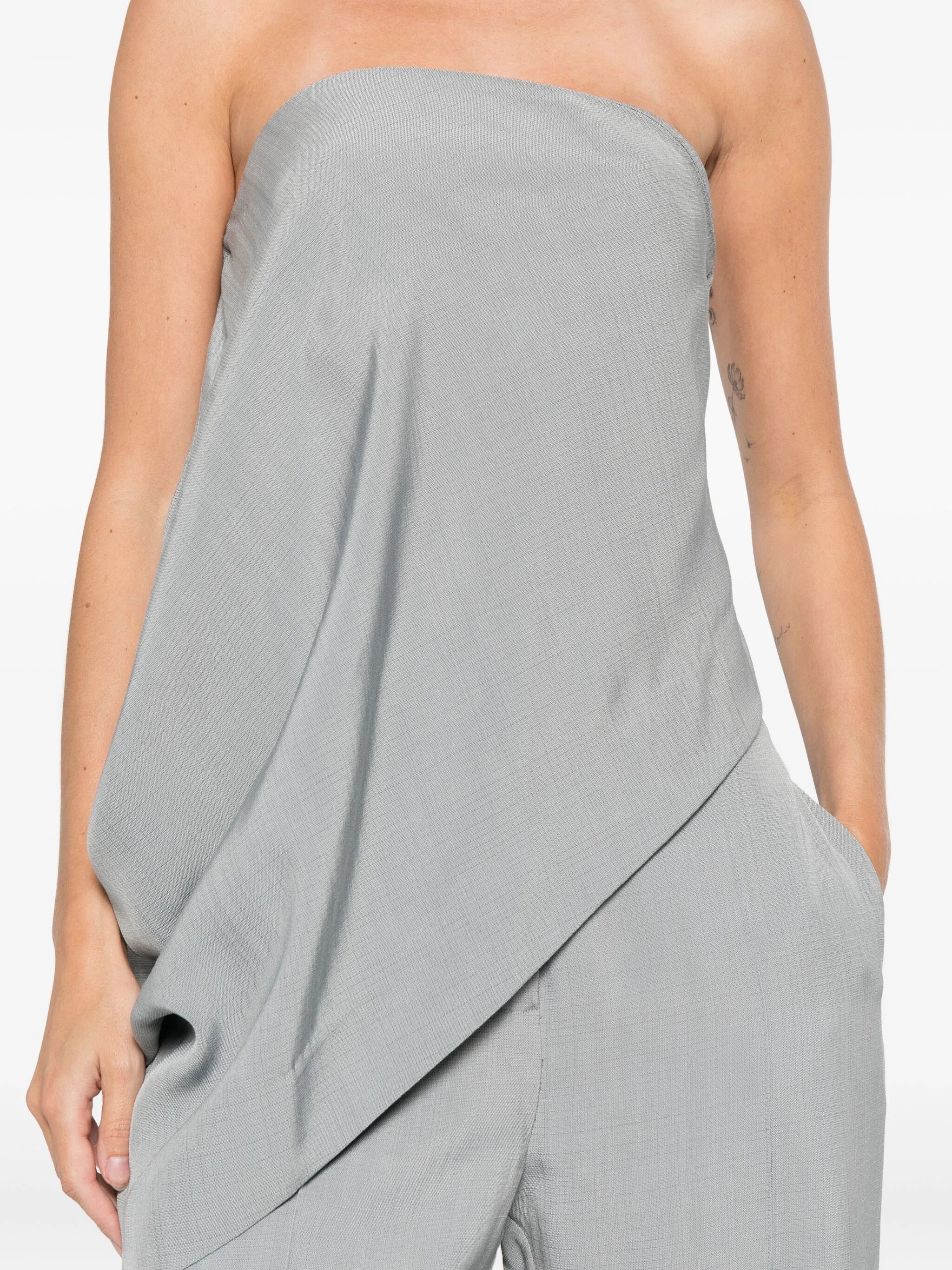 strapless top