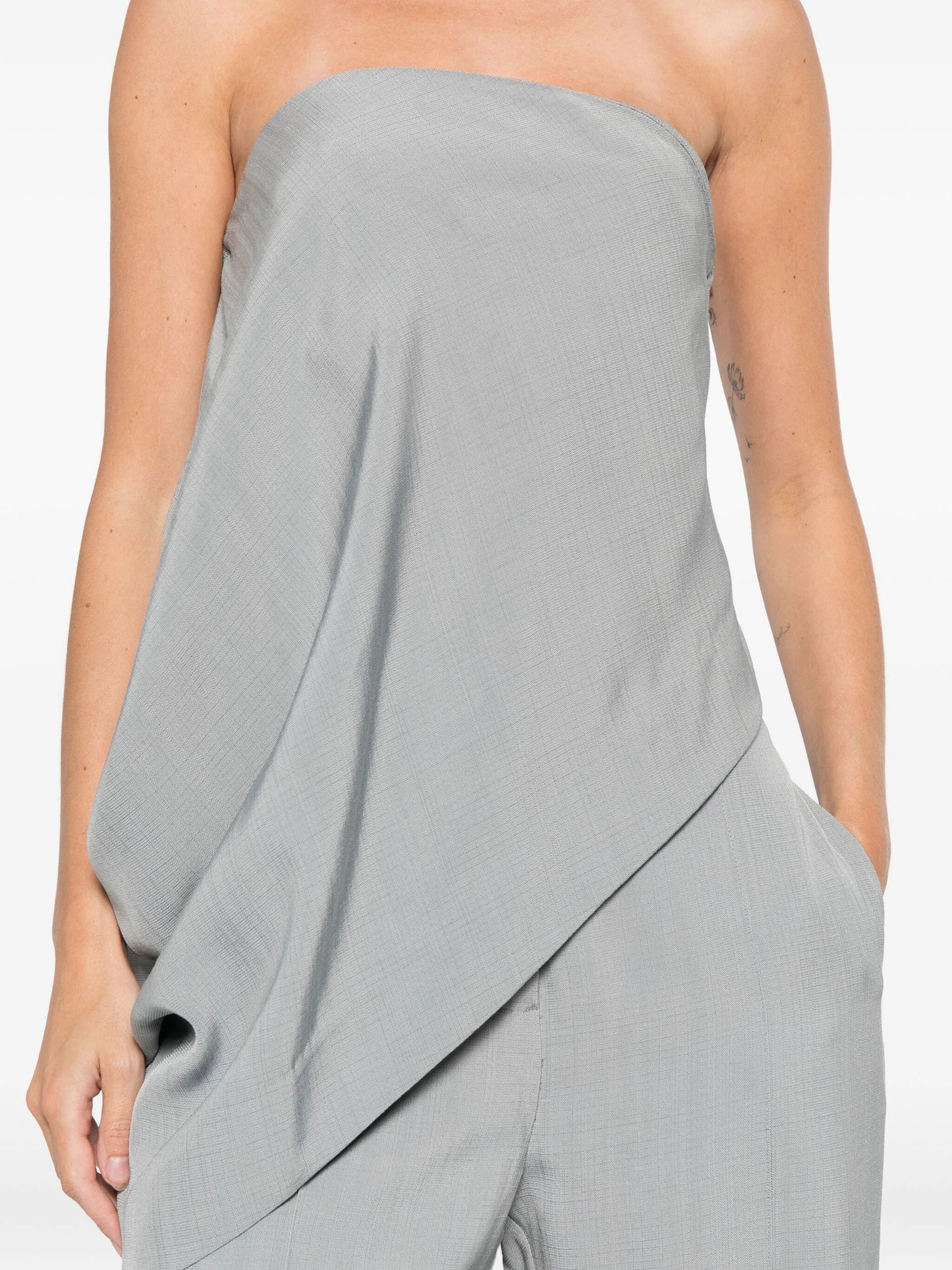 strapless top