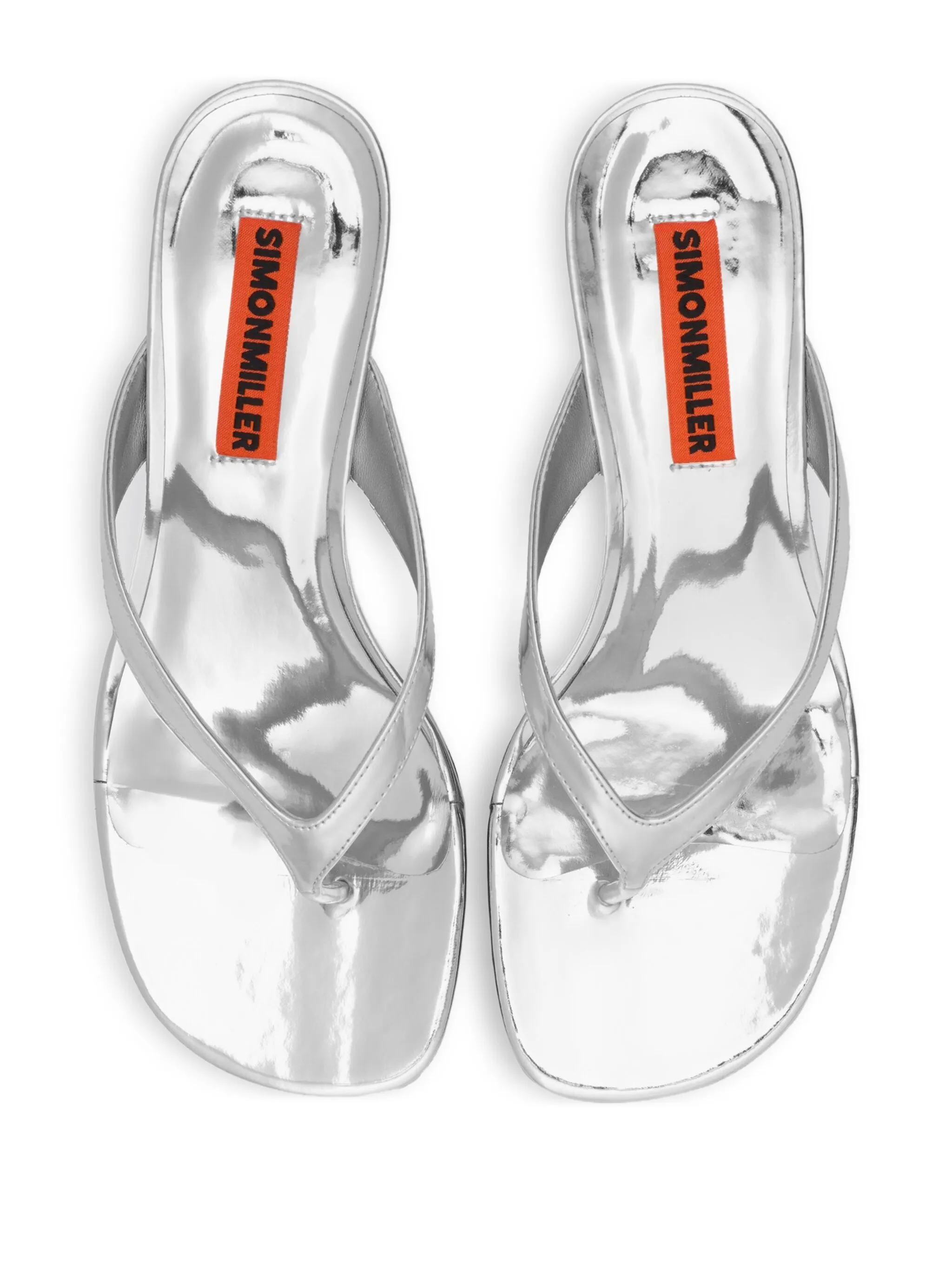 Beep thong in silver sandals