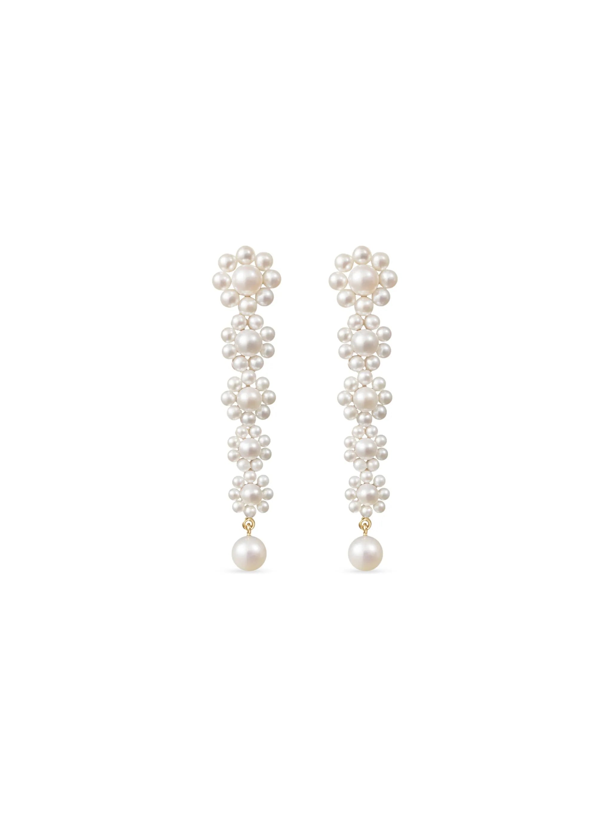 18CT yellow gold Marguerite Fleur freshwater pearl earrings