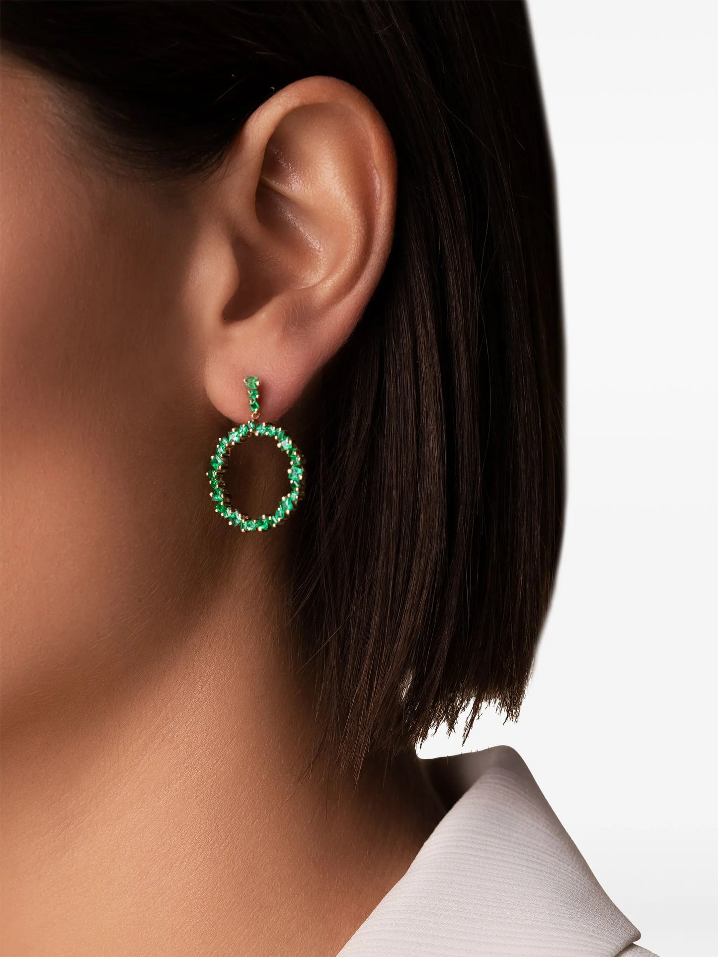 18CT yellow gold emerald Hollow drop earrings