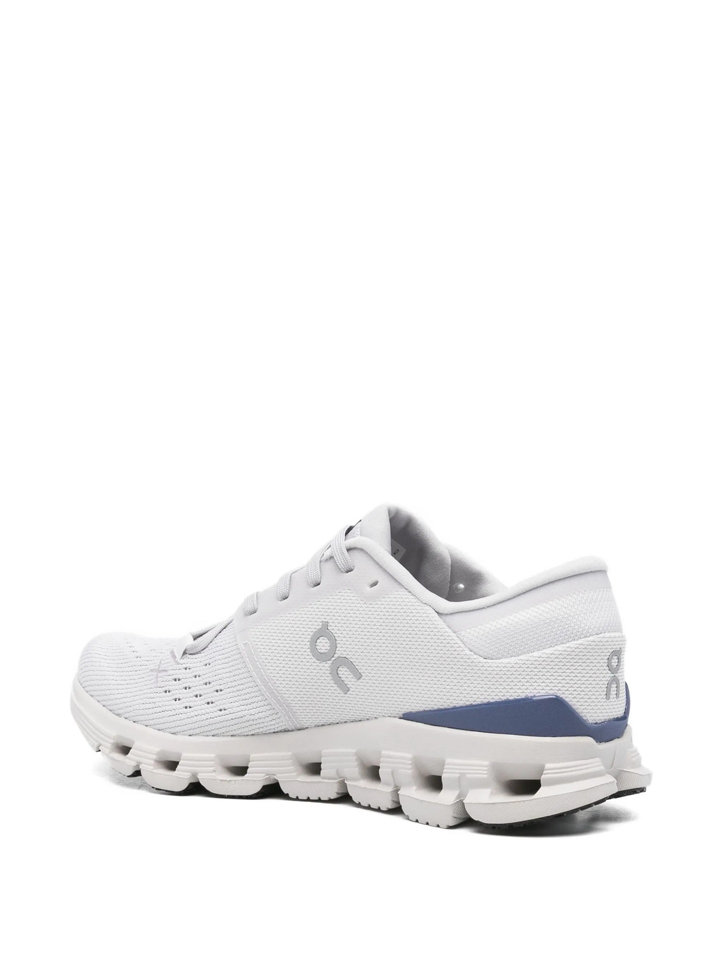 Cloud X 4 sneakers