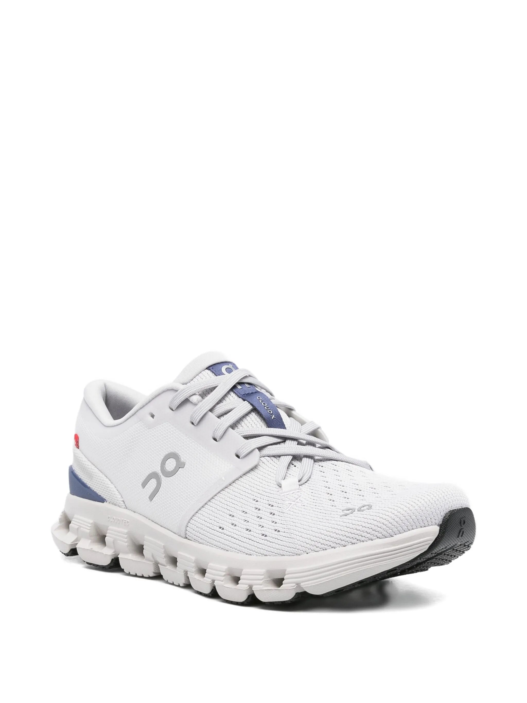 Cloud X 4 sneakers