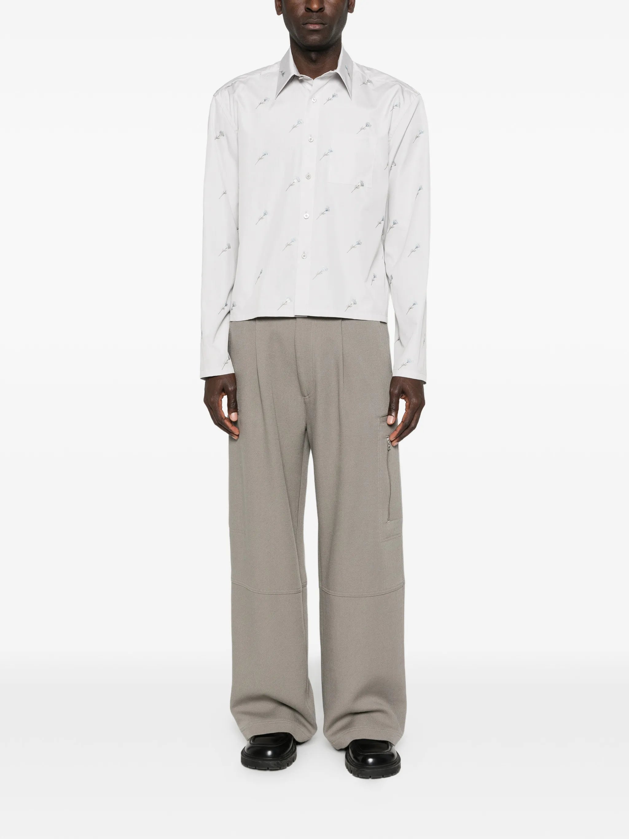 floral-embroidered button-fastening shirt