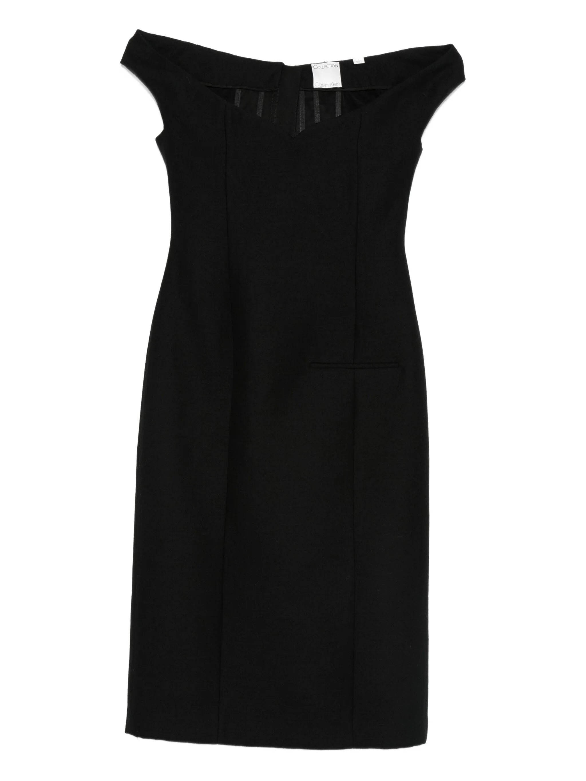 v-neck sleeveless dress