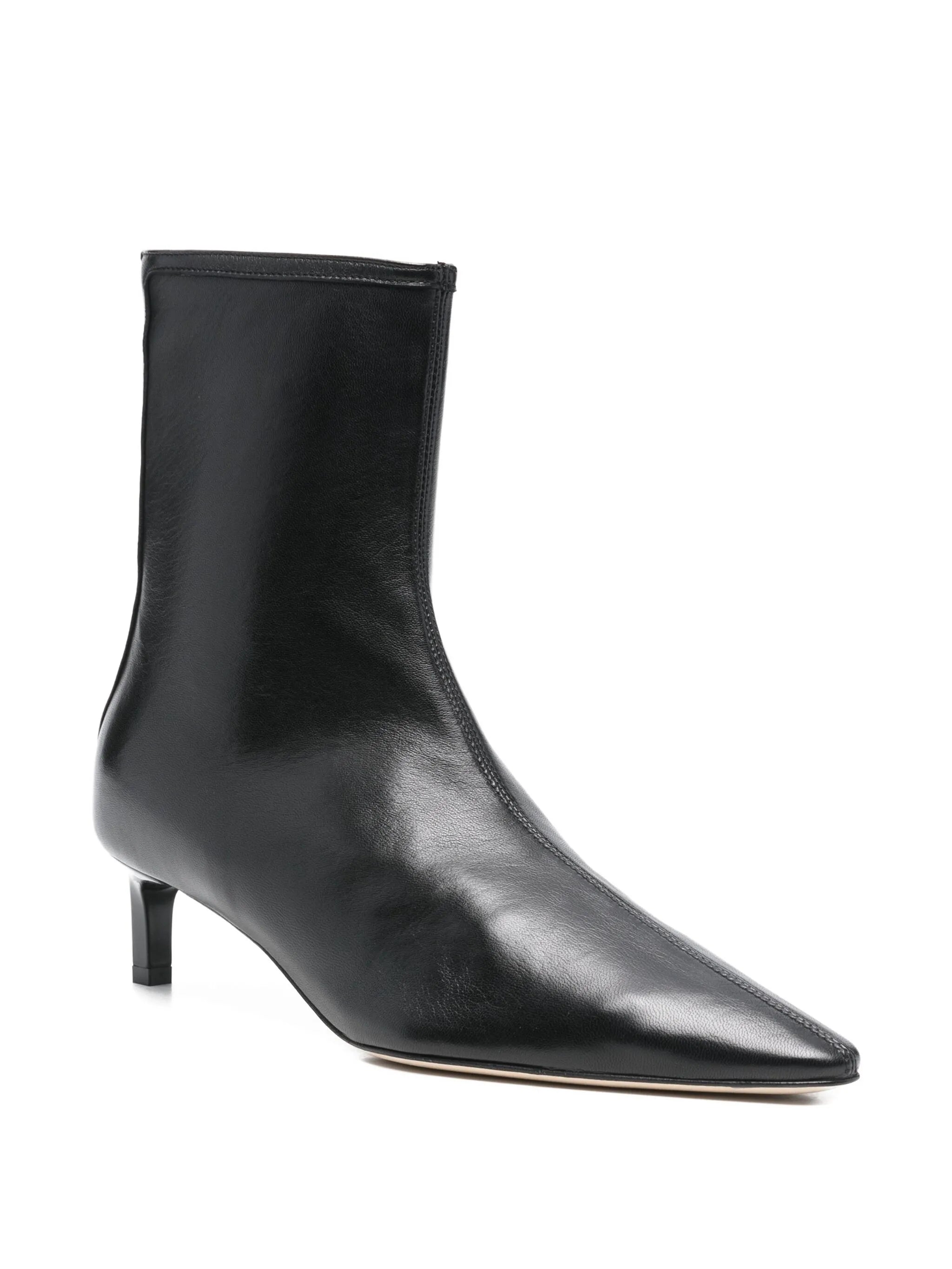 Topo pointed leather bootie