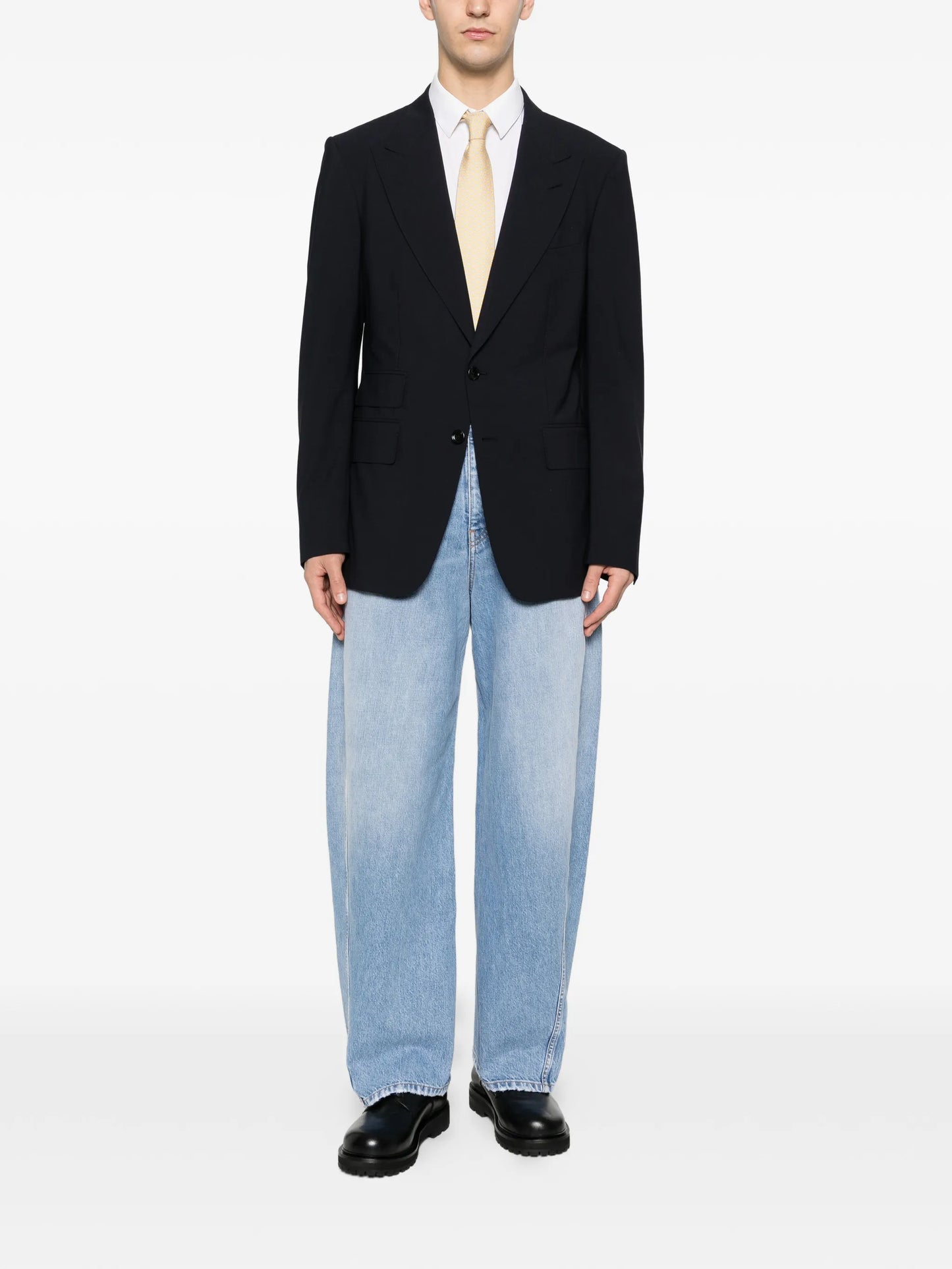 seam jeans
