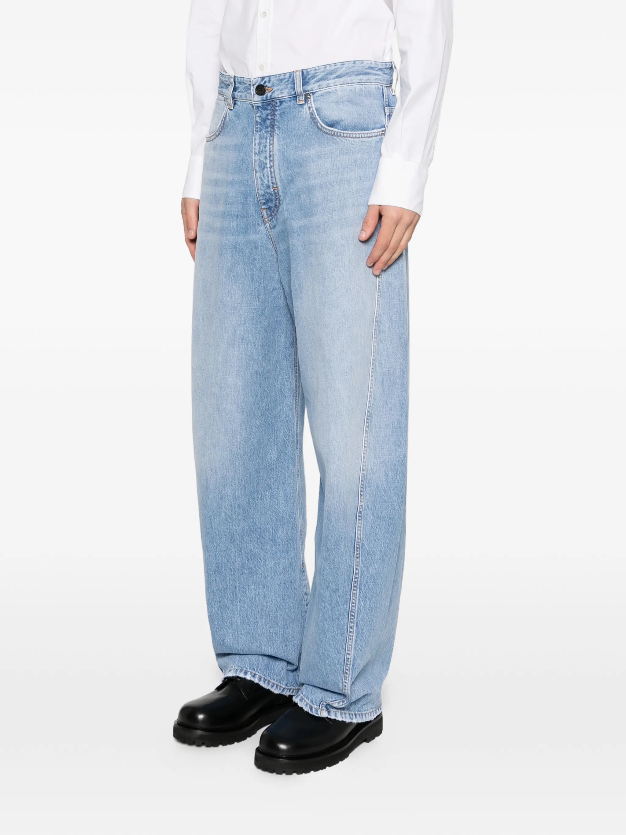 seam jeans