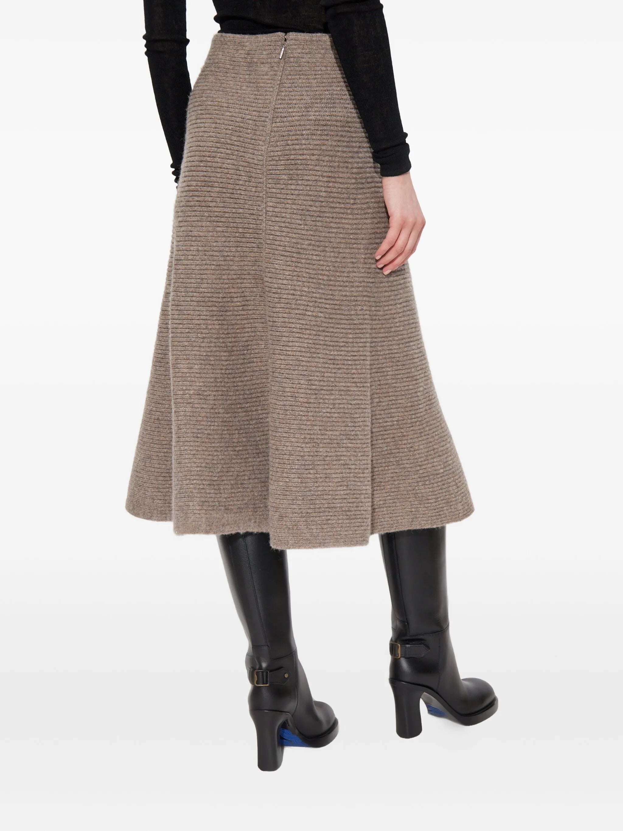 ribbed-knit flared skirt